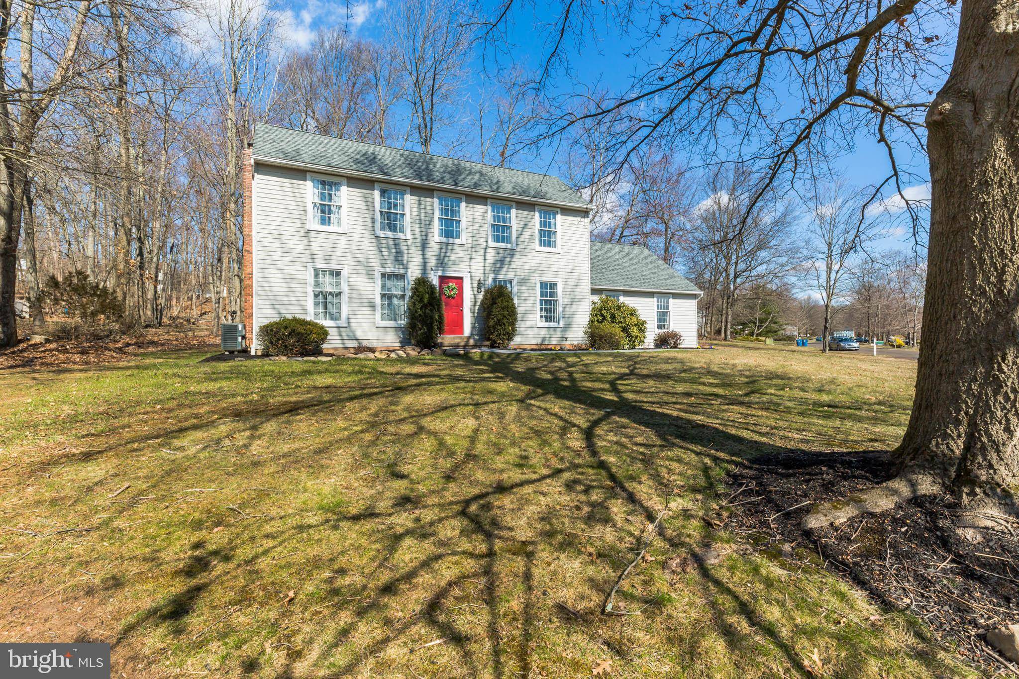 Sellersville, PA 18960,2 BOULDER DR