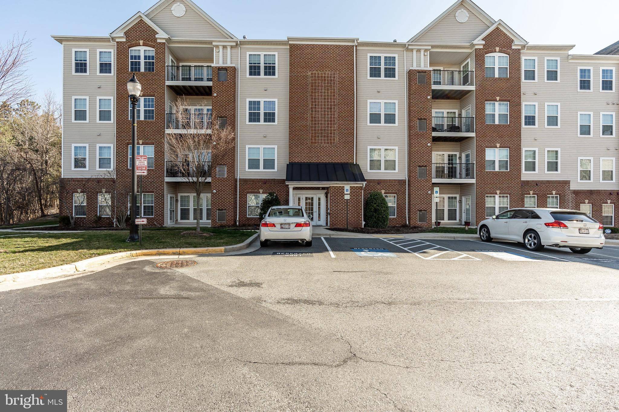 Hanover, MD 21076,7559 STONEY RUN DR #303