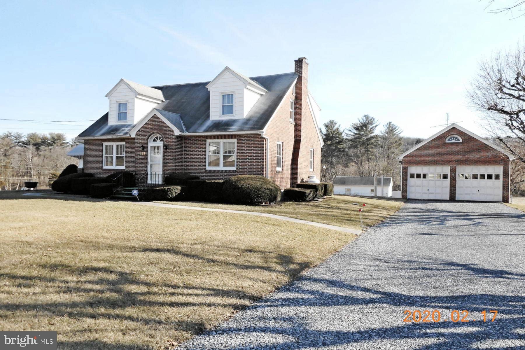 Pine Grove, PA 17963,147 OAK GROVE RD