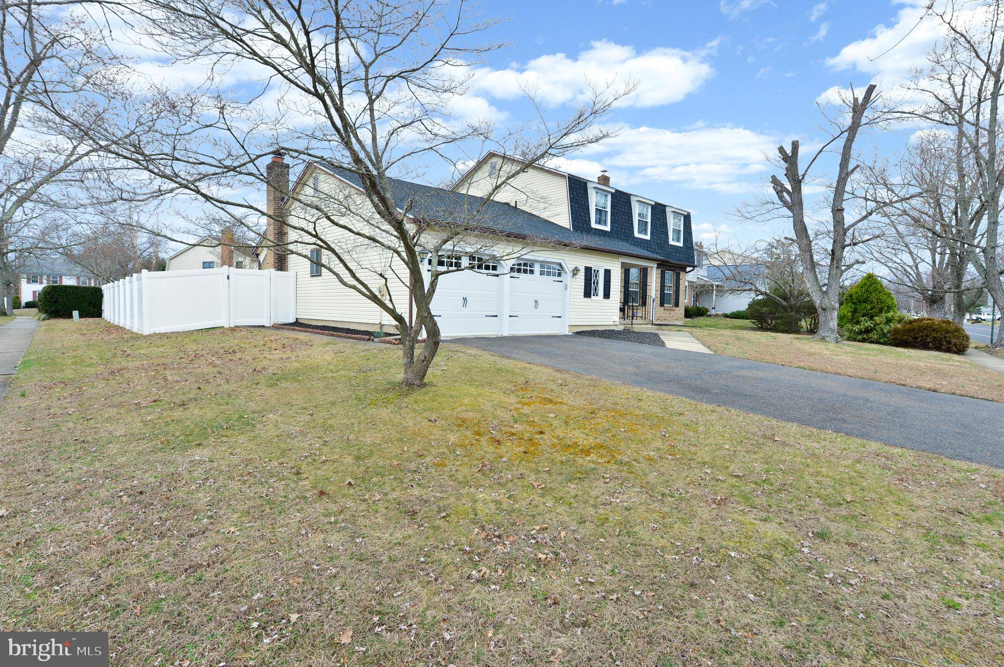 Somerdale, NJ 08083,236 ROBERTS DR