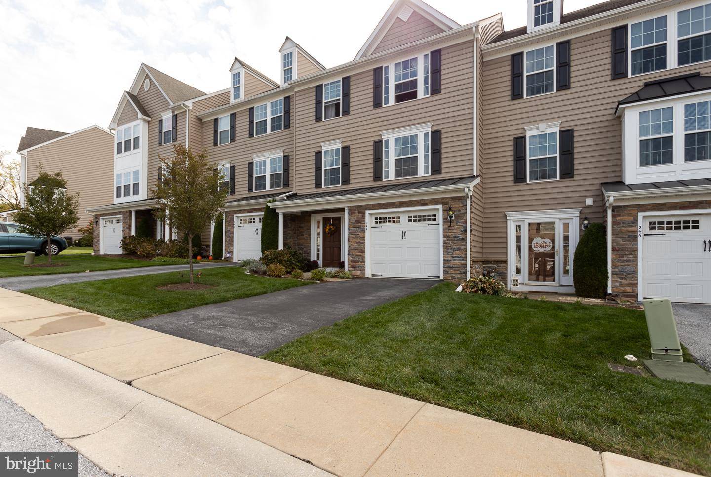 Downingtown, PA 19335,244 TALL TREES CIR