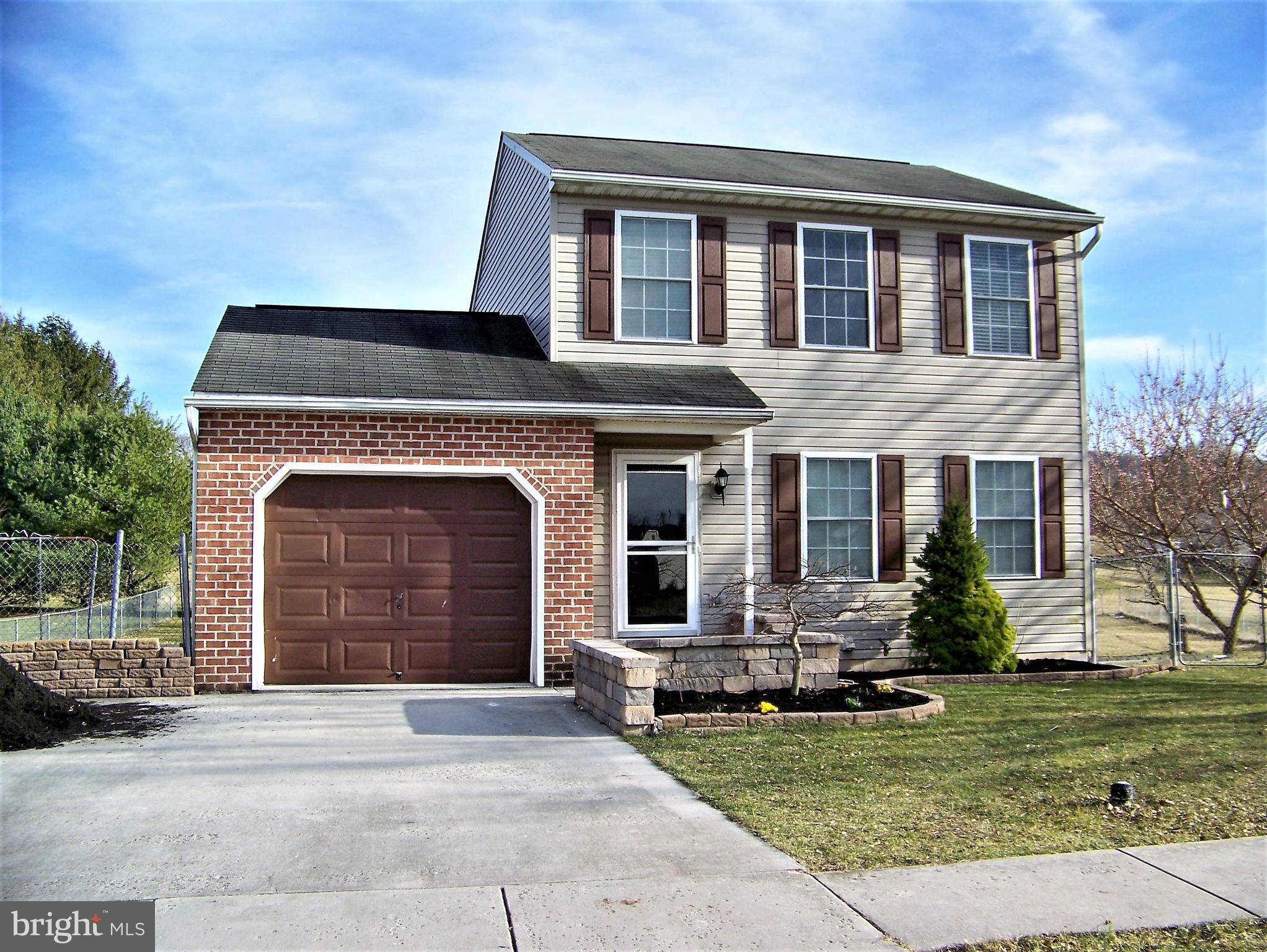 Abbottstown, PA 17301,146 ABBOTTS DR