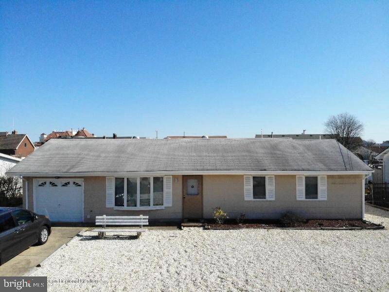 Forked River, NJ 08731,829 BOWLINE DR