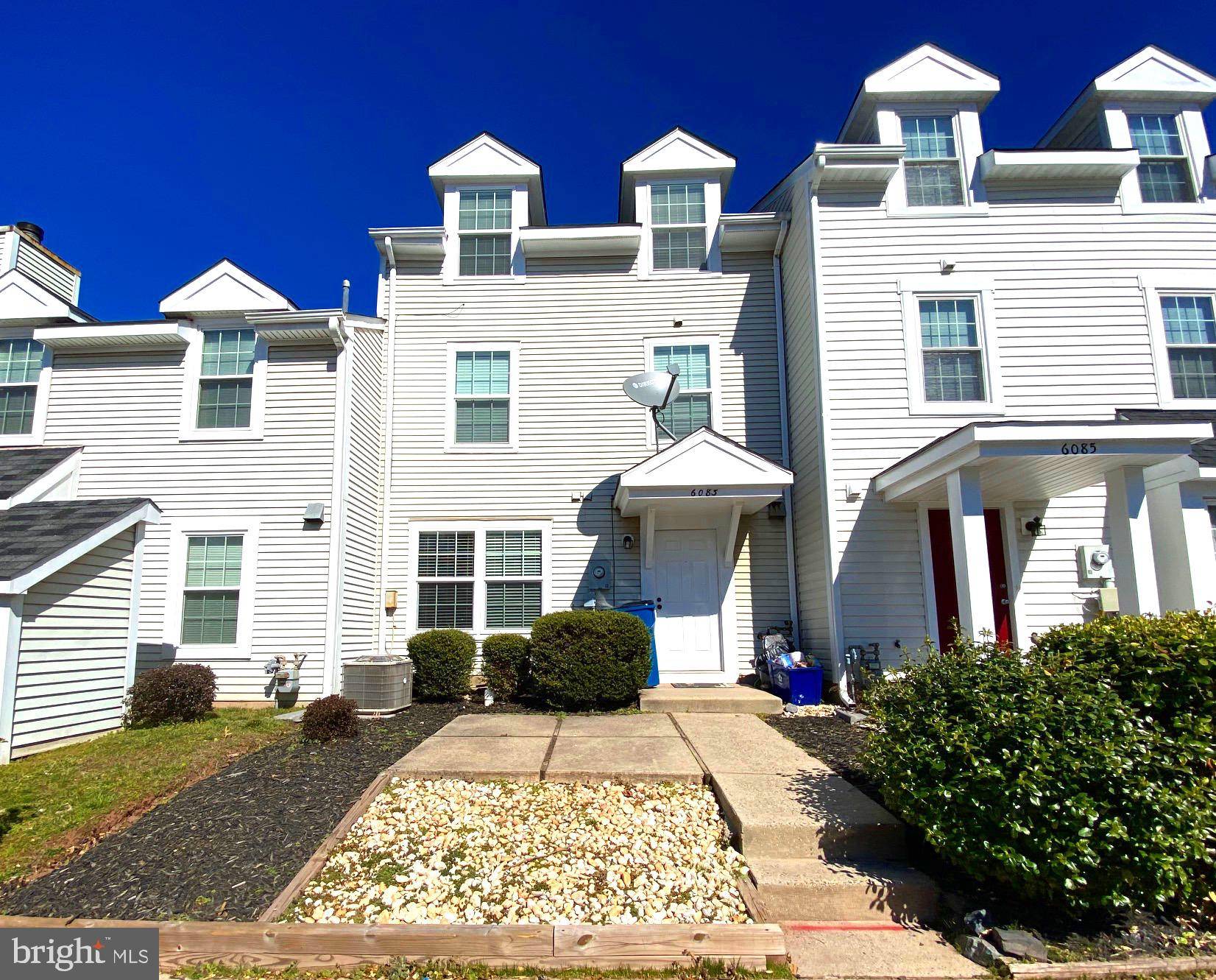 Centreville, VA 20120,6083 NETHERTON ST