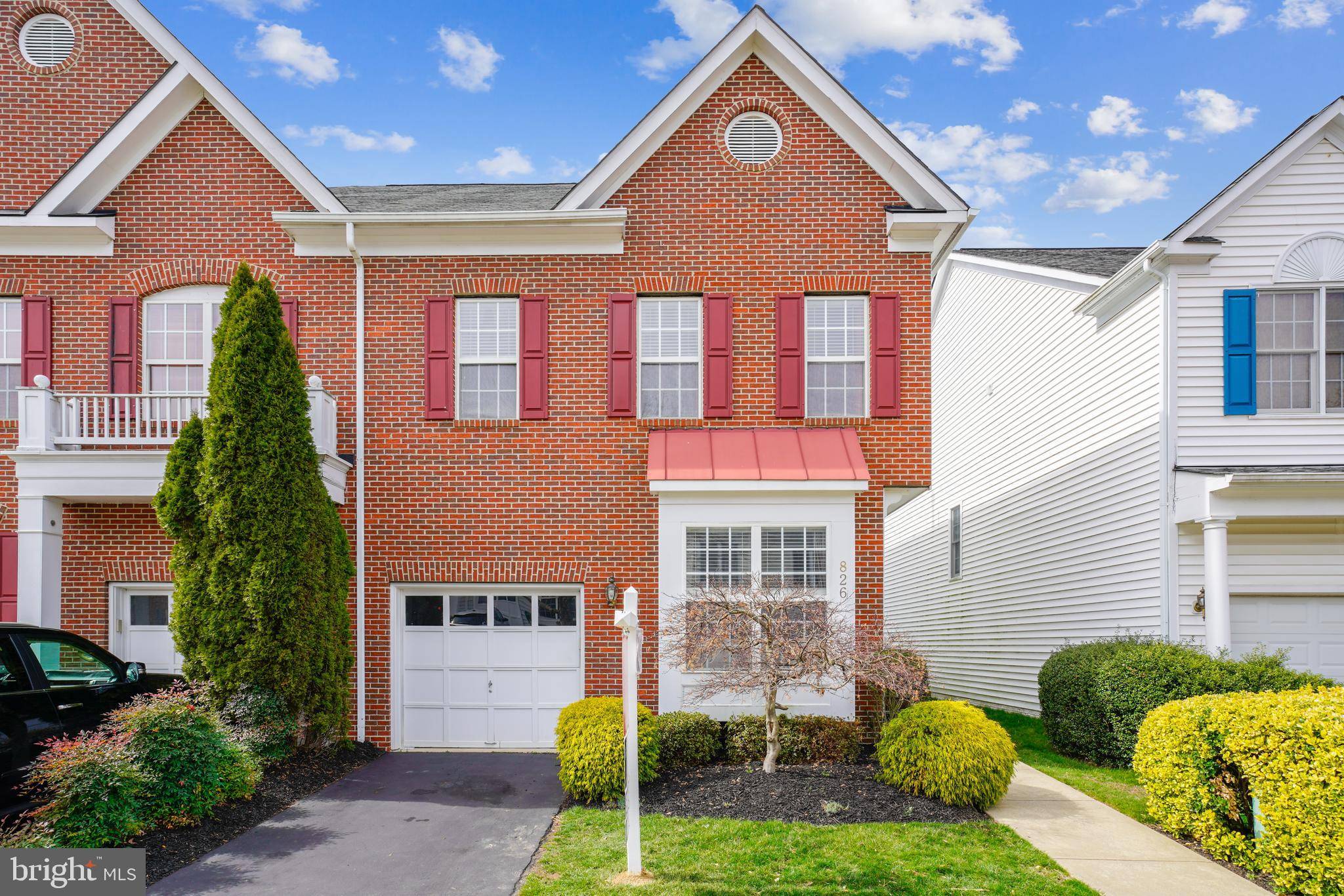 Gaithersburg, MD 20878,826 SUMMER WALK DR