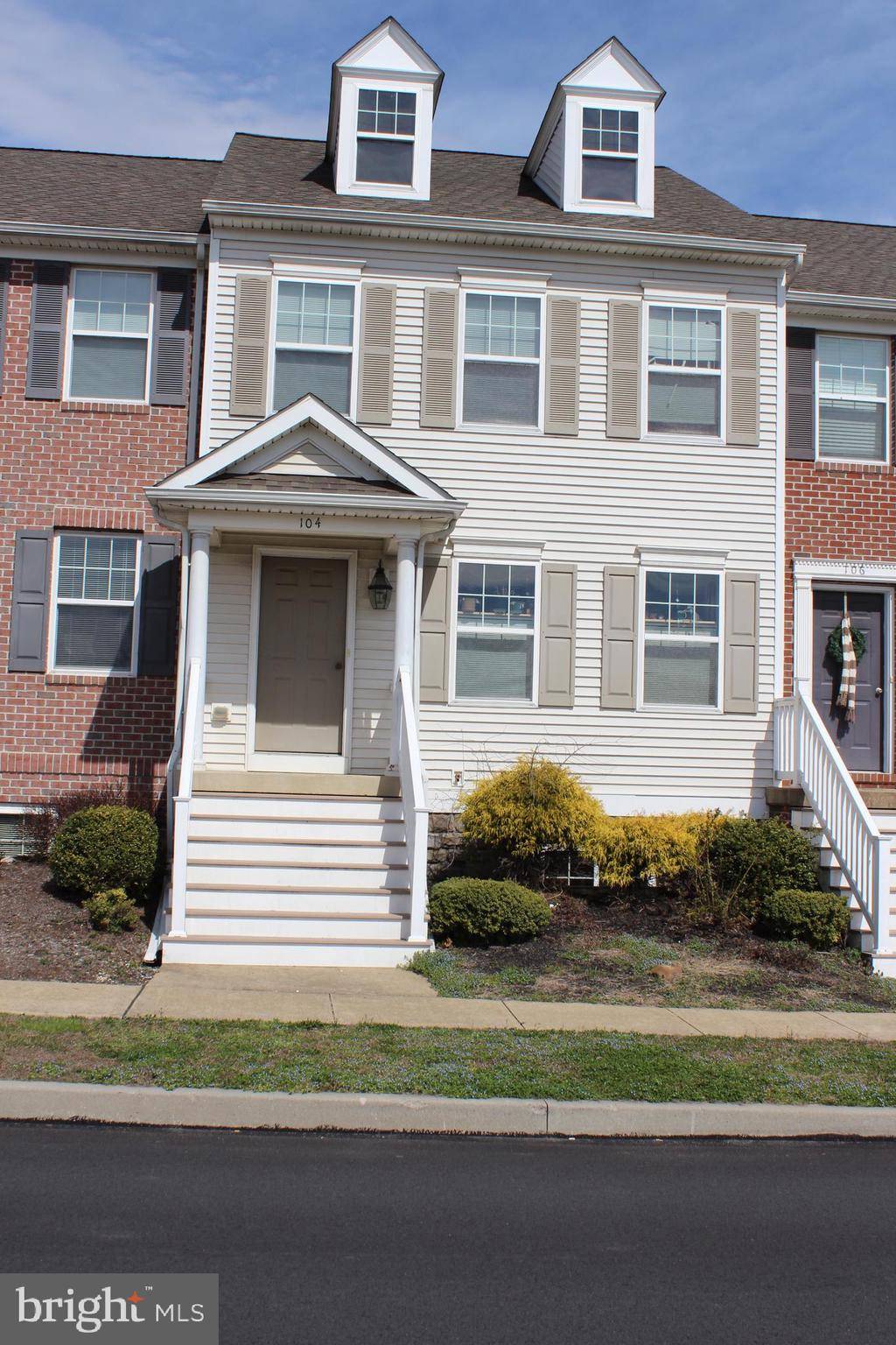 Marietta, PA 17547,104 ACANTHUS ST