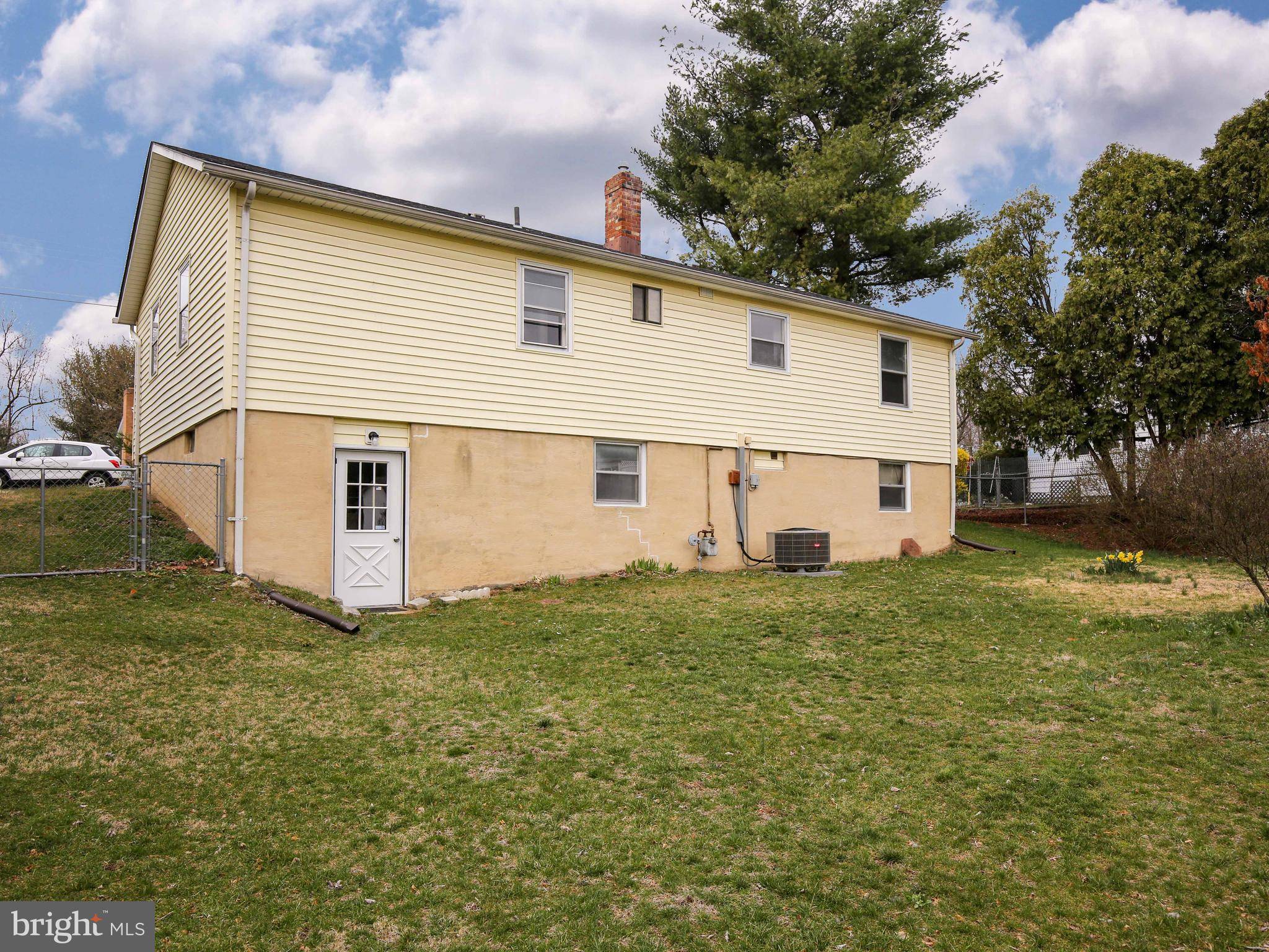 Winchester, VA 22602,103 CHERRY HILL CIR