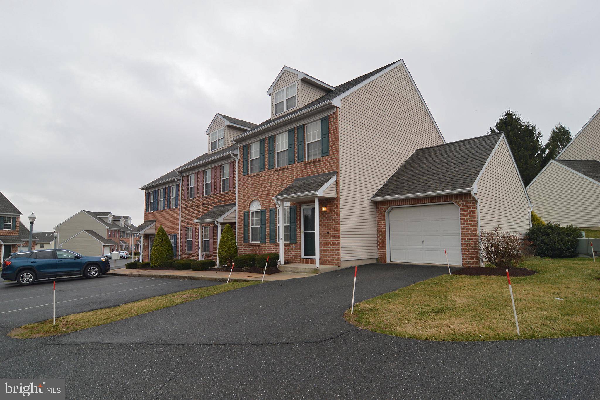 Reading, PA 19607,26 CHARLEMONT CT