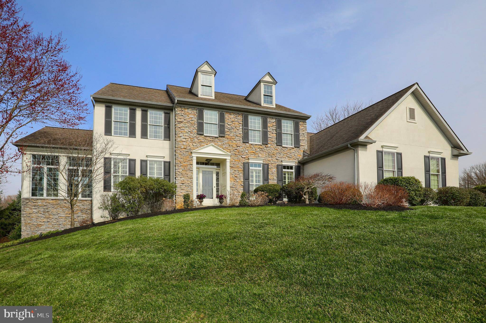 Lancaster, PA 17601,2147 MEADOW RIDGE DR