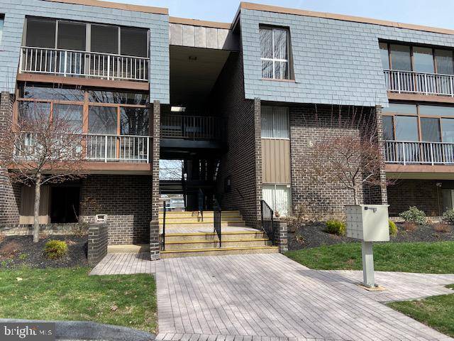 Baltimore, MD 21208,6 STONEHENGE CIR #8