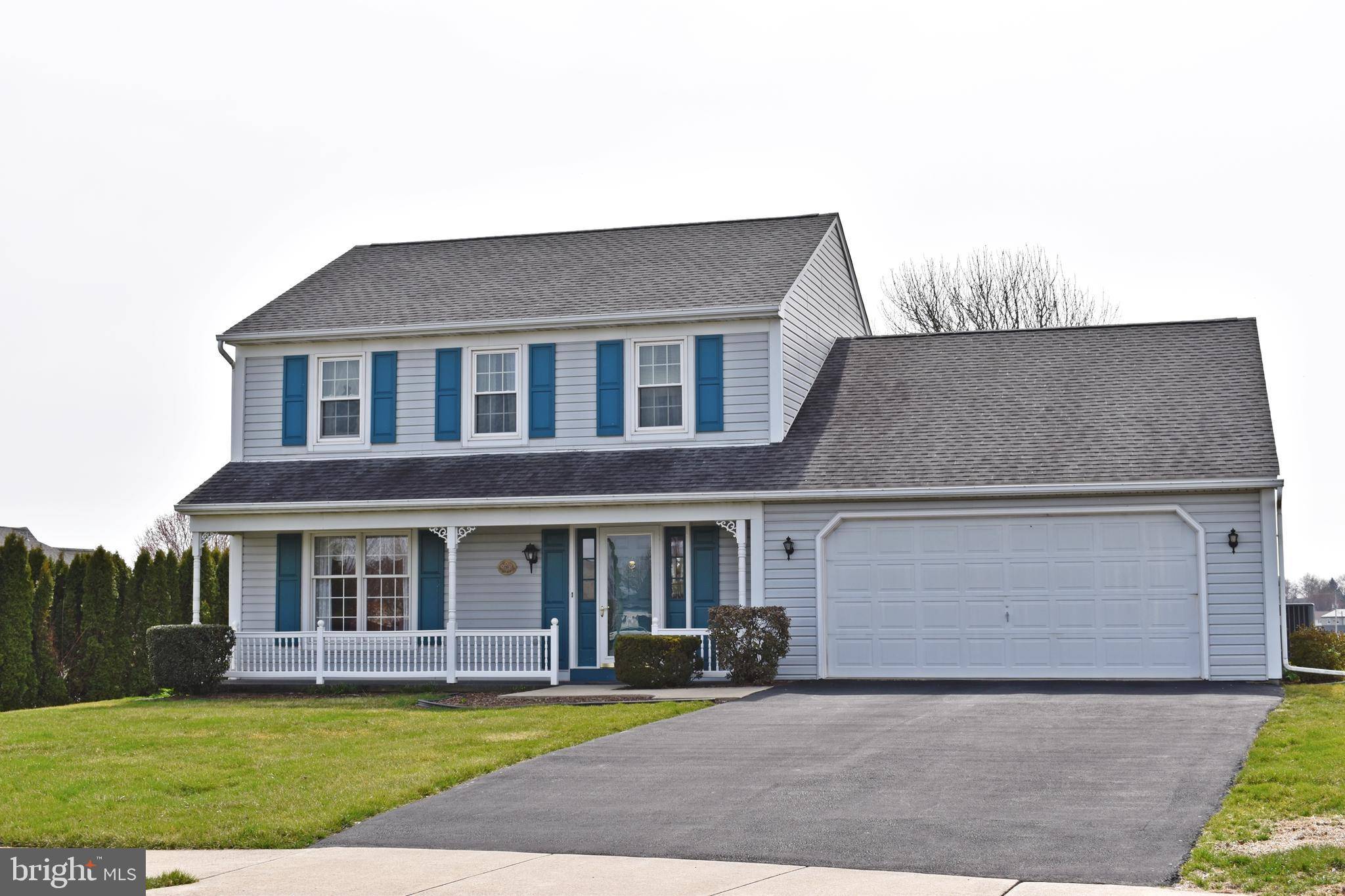 New Holland, PA 17557,328 DOGWOOD LN