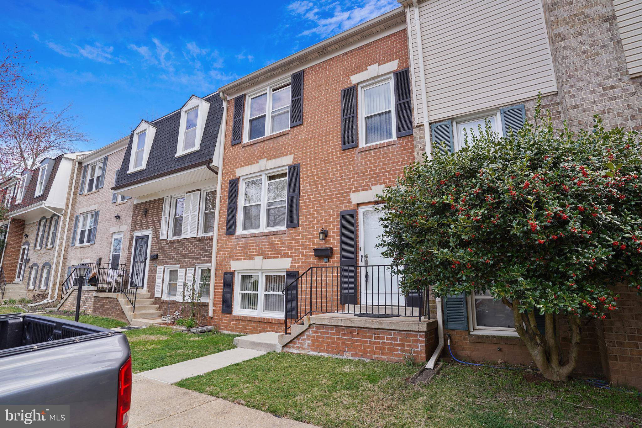 Gaithersburg, MD 20878,11 CIRCUIT CT #25-6