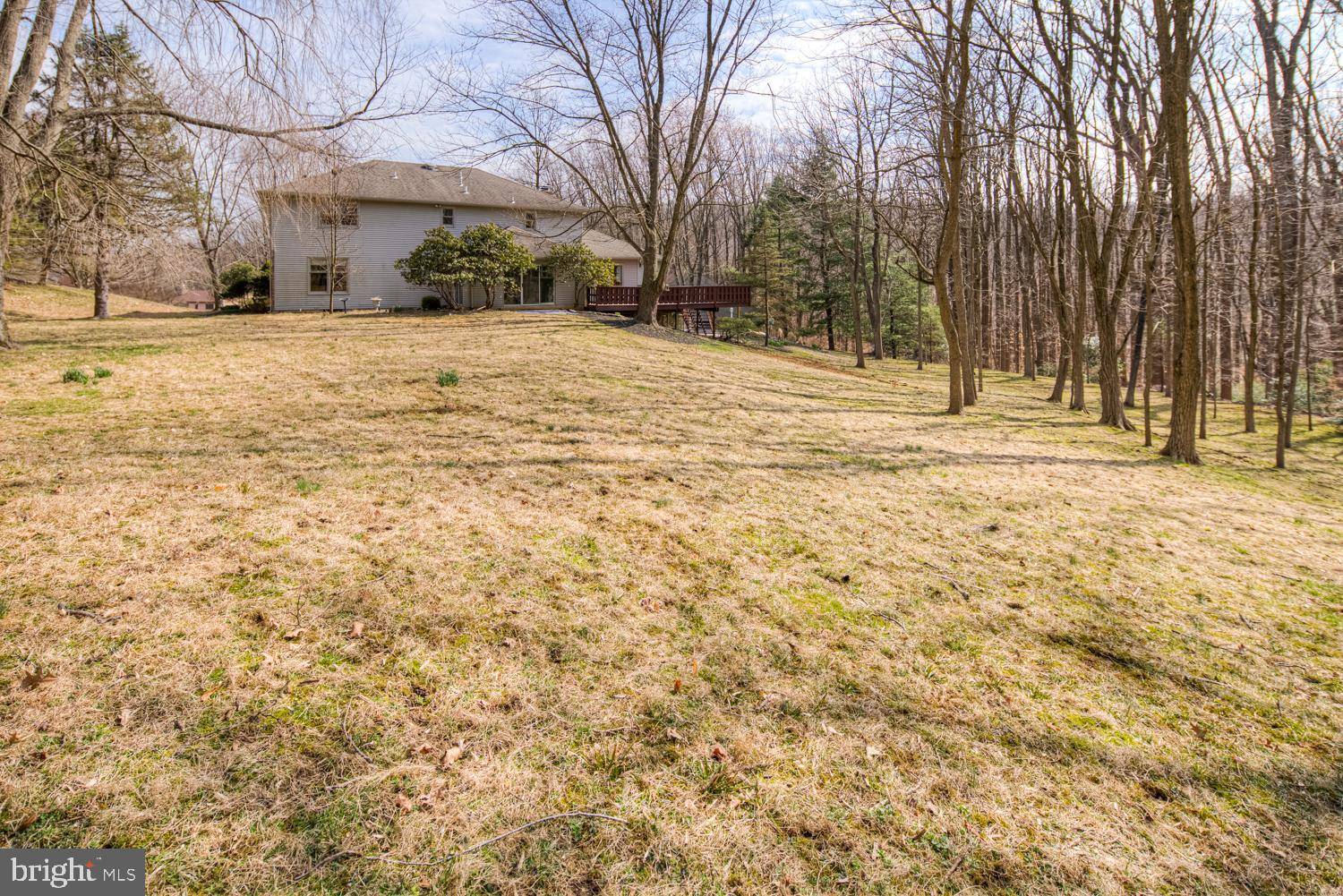 Hockessin, DE 19707,8 SPRING MEADOW LN