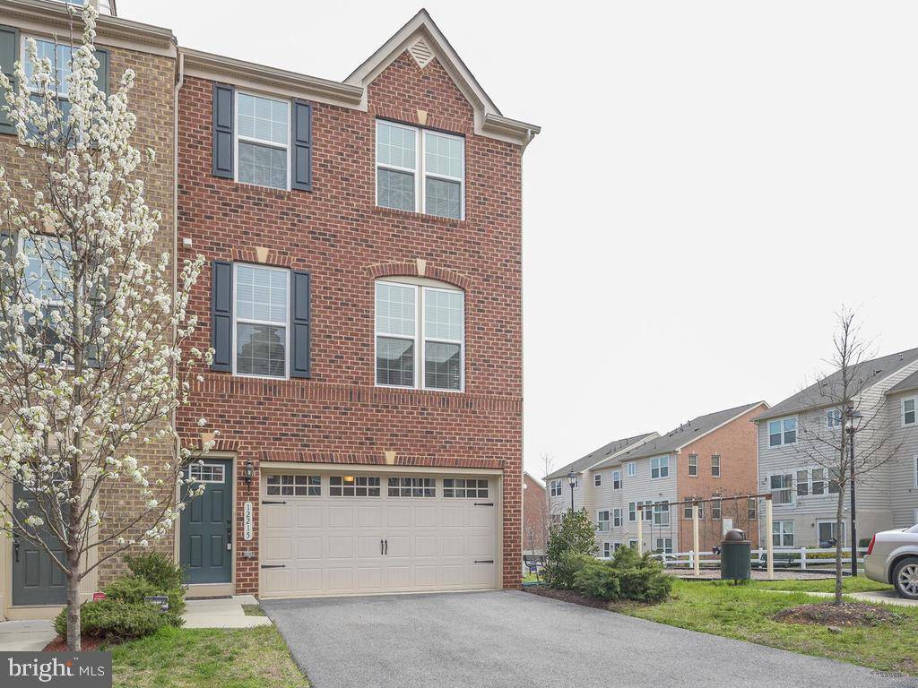 Waldorf, MD 20601,12215 MONTREAT PL