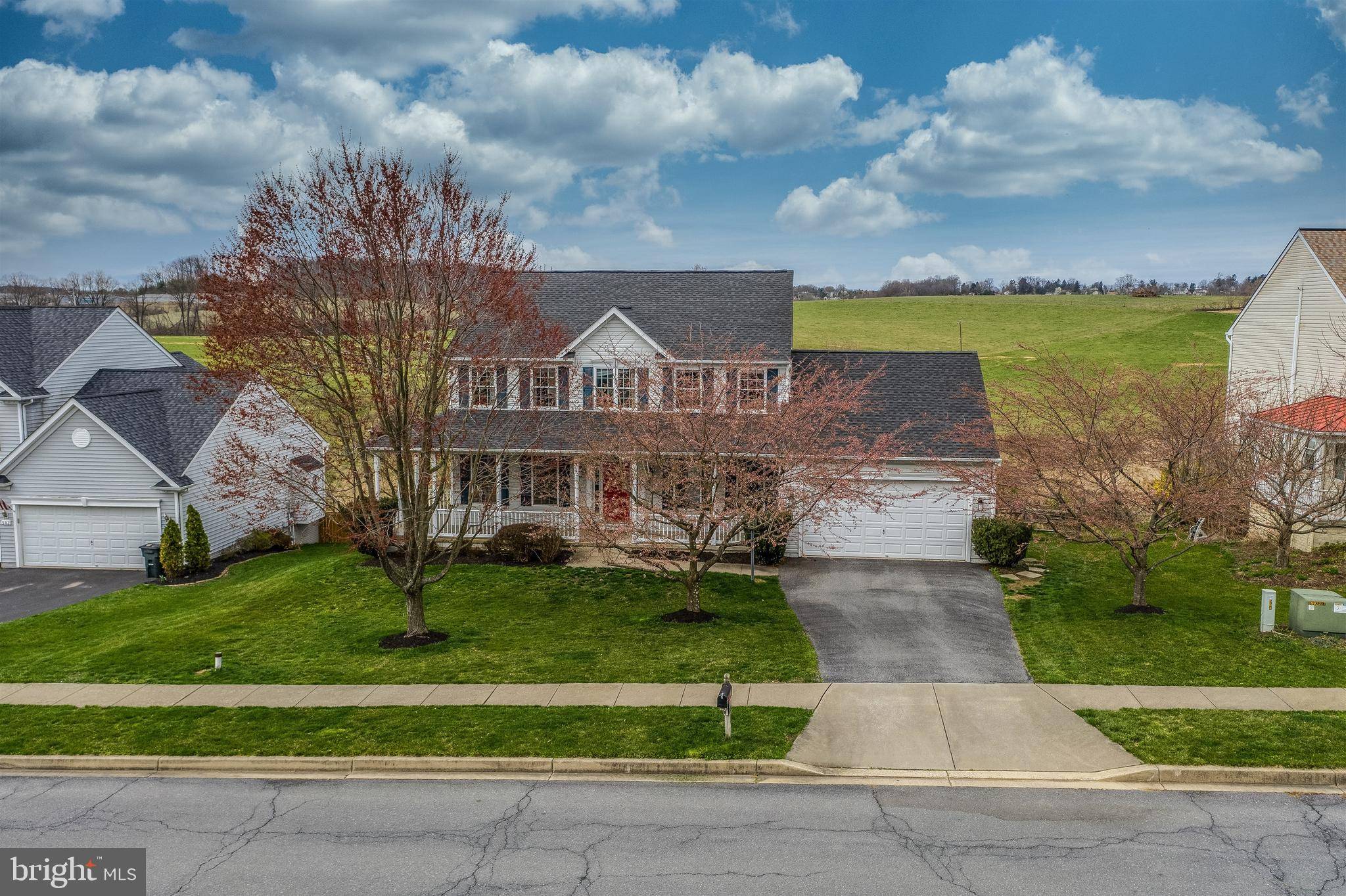 Mount Airy, MD 21771,504 ARROWWOOD CIR