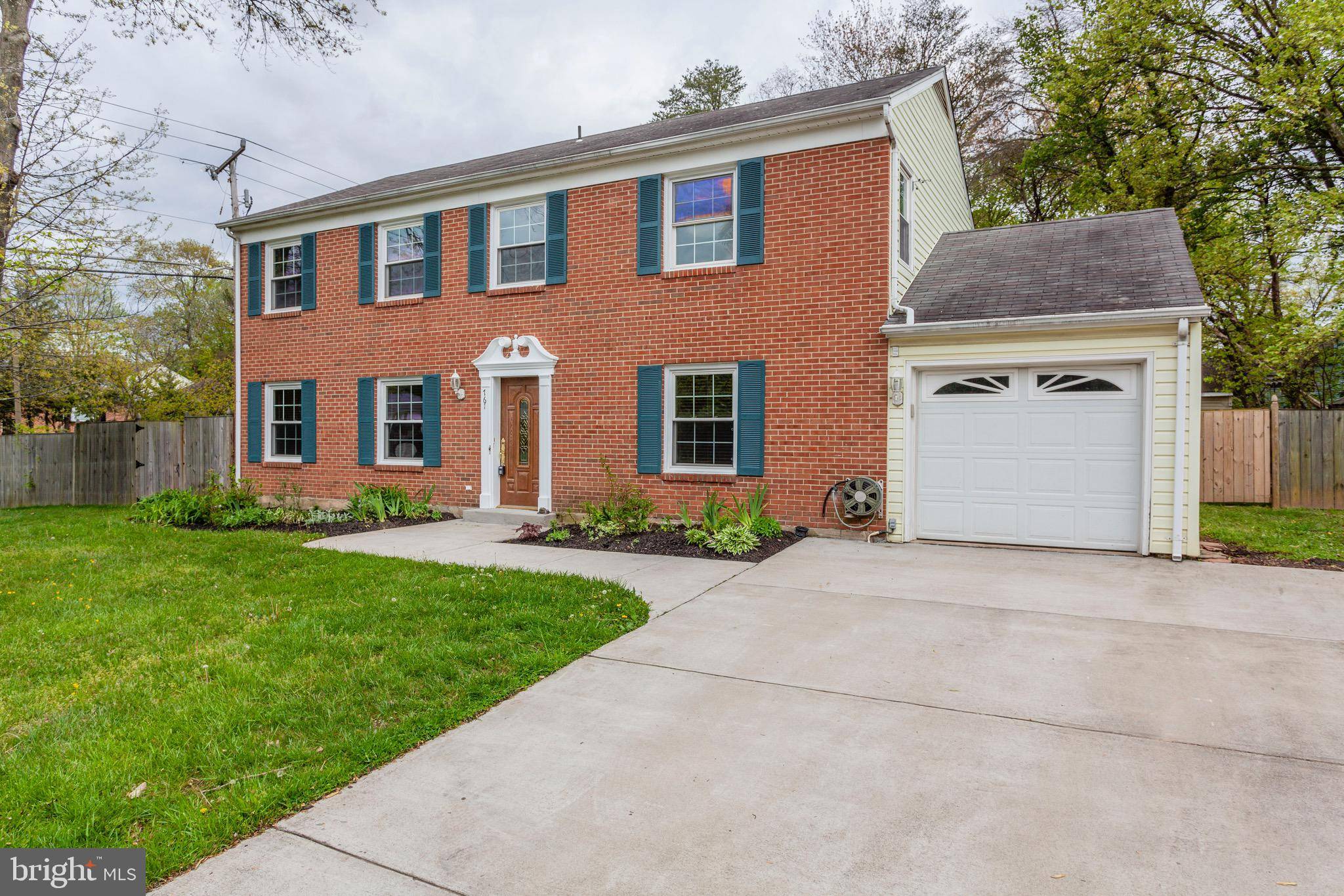 Herndon, VA 20170,761 BARBARALYNN PL