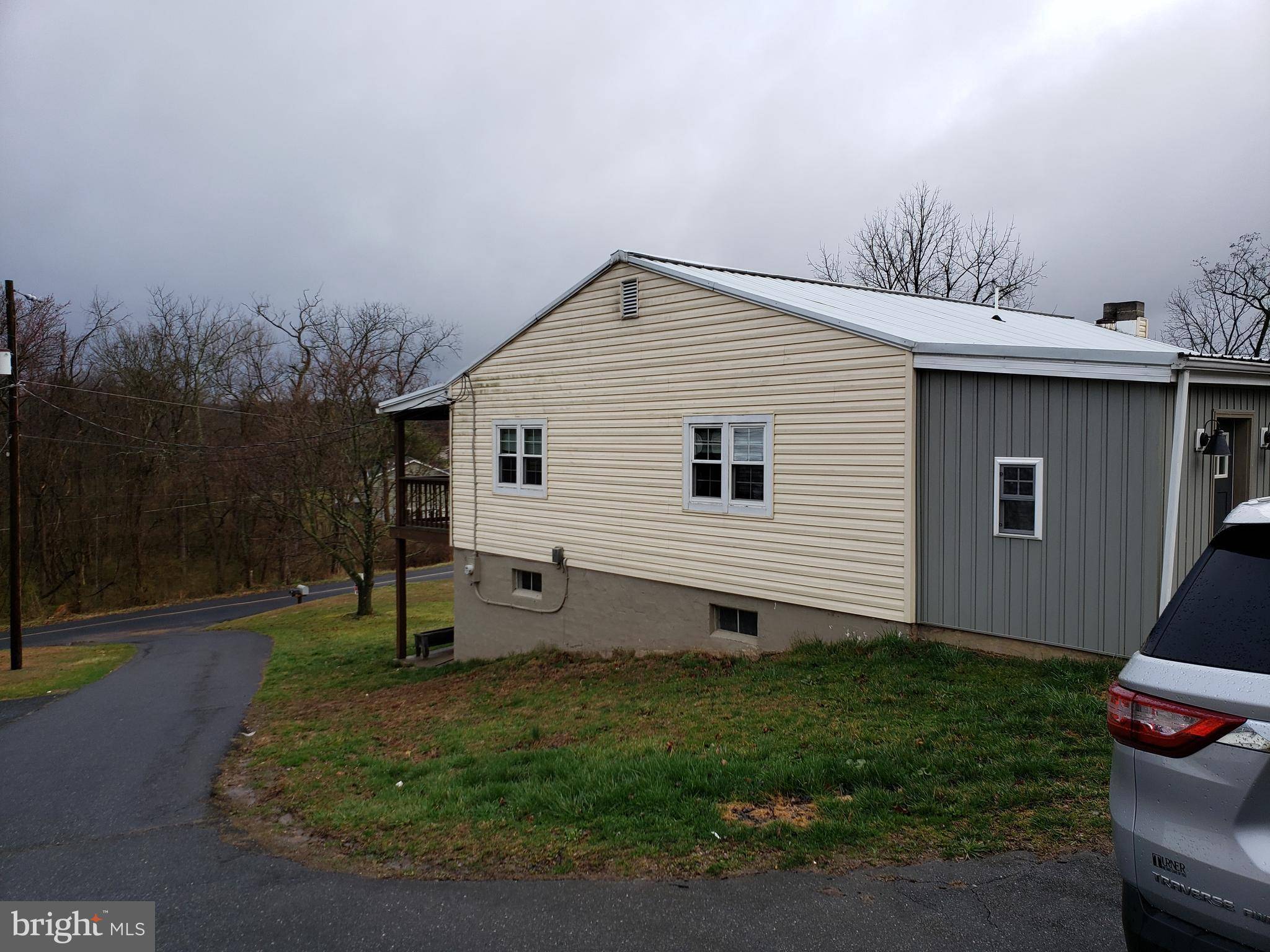 Duncannon, PA 17020,228 NOTCH RD