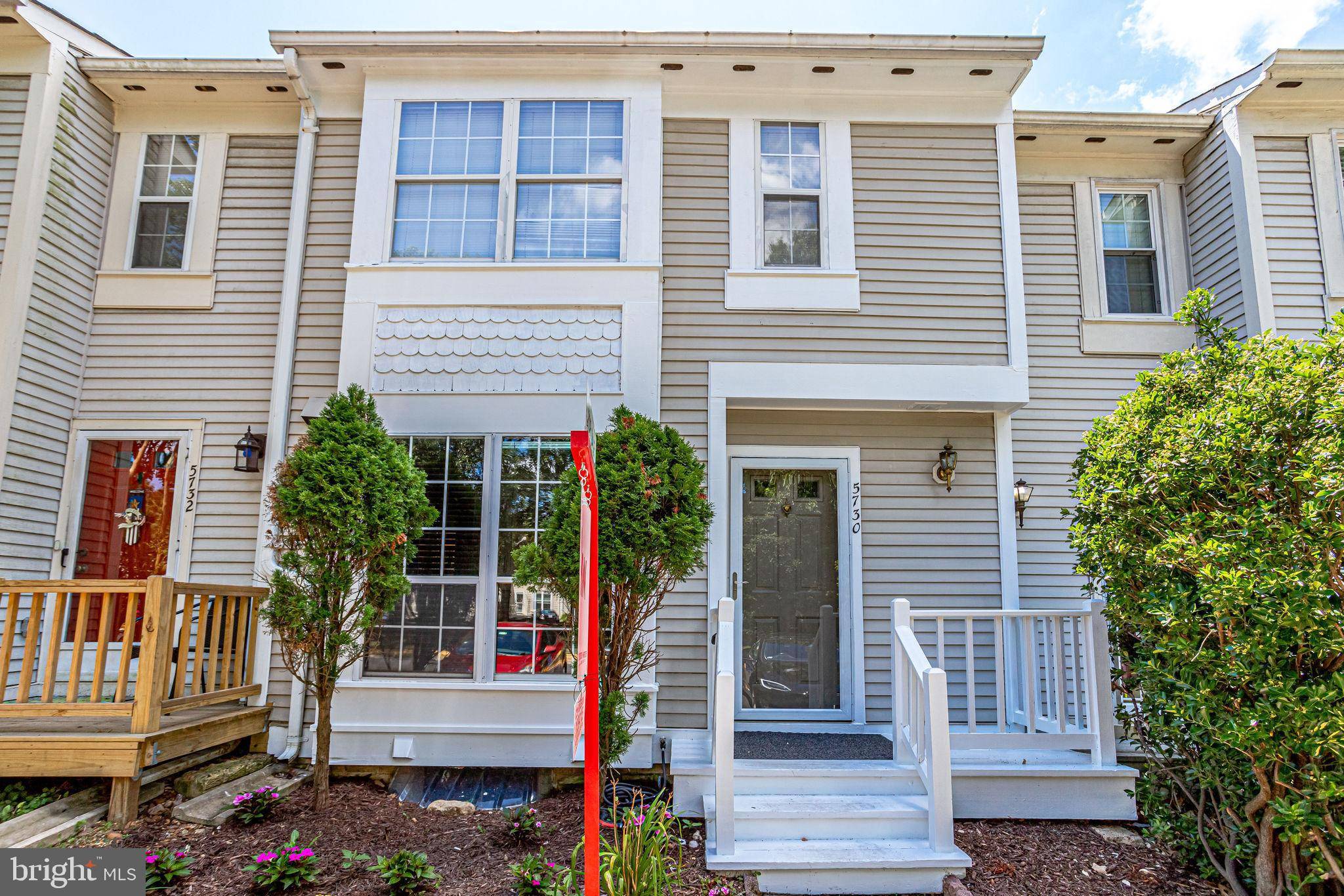 Alexandria, VA 22303,5730 EVERGREEN KNOLL CT