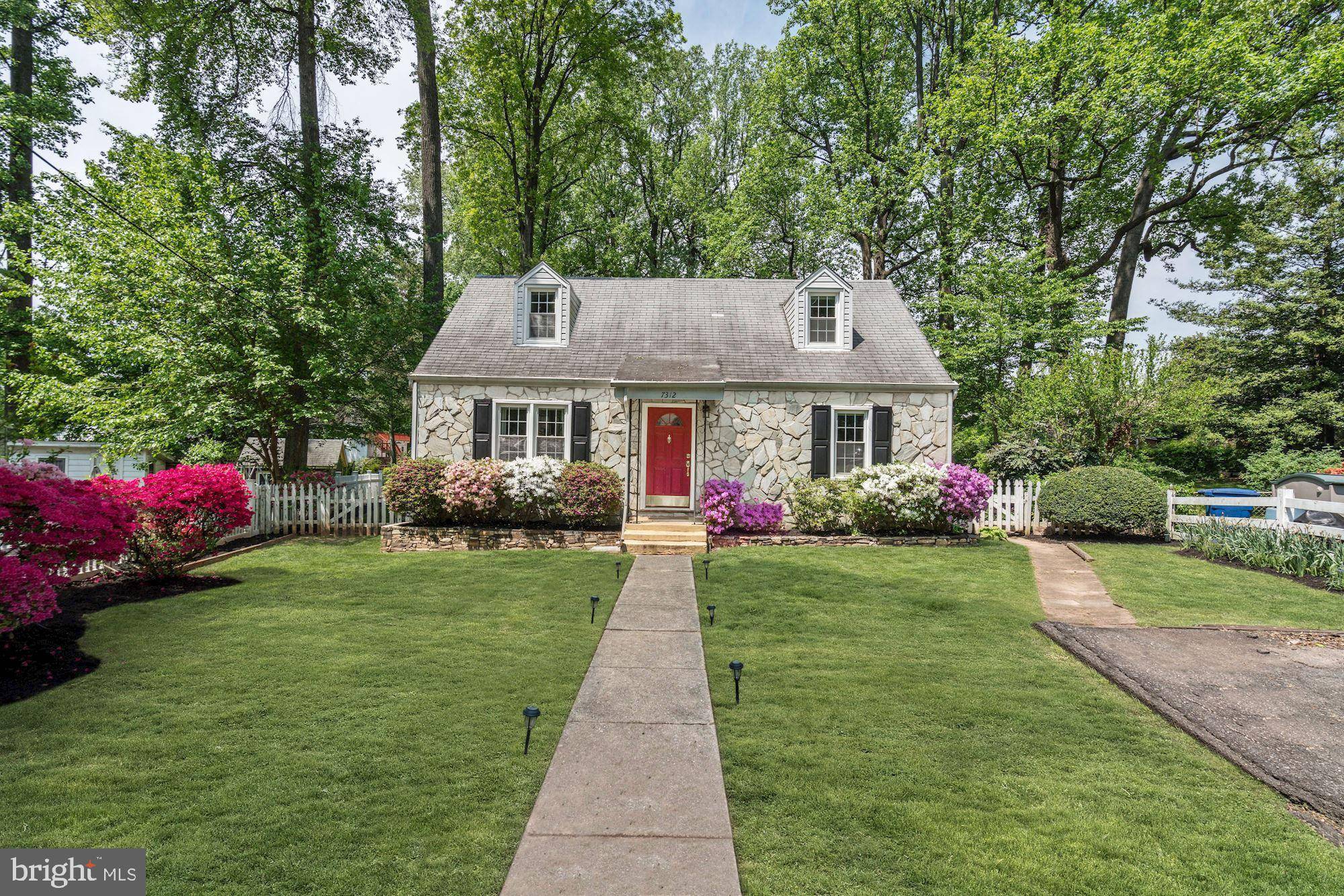 Falls Church, VA 22042,7312 POPLAR CT