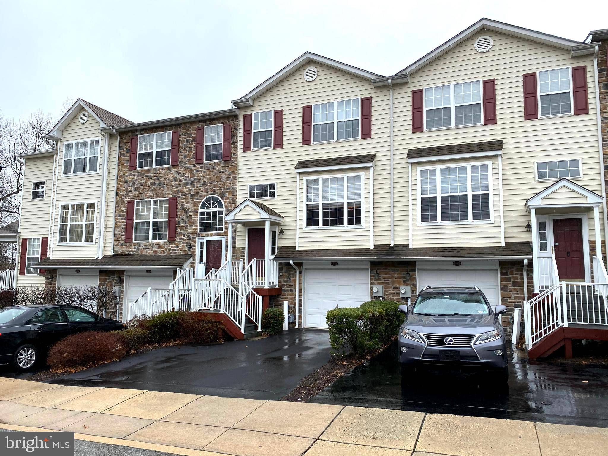 Malvern, PA 19355,126 AVON CT