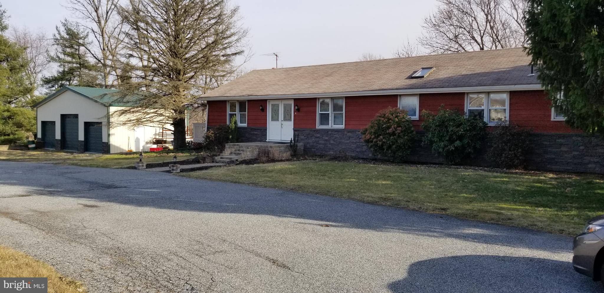 Elverson, PA 19520,2412 RIDGE RD