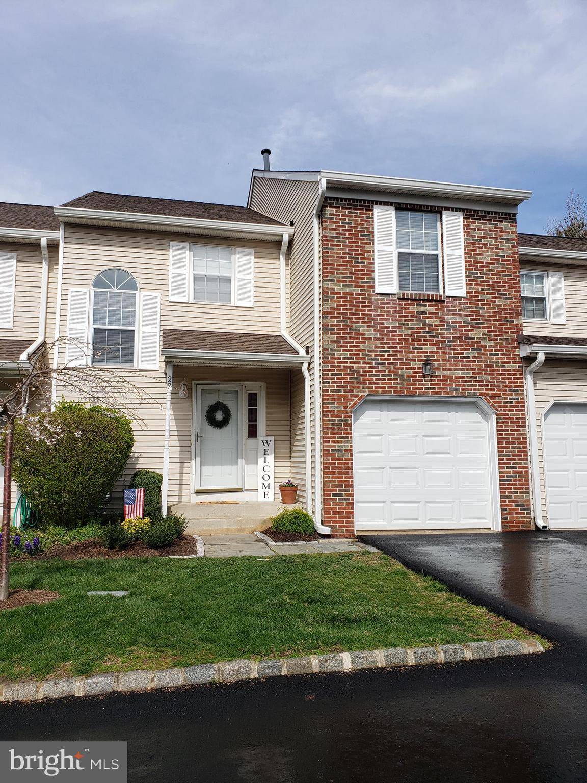 Ewing, NJ 08628,27 PIONEER CT