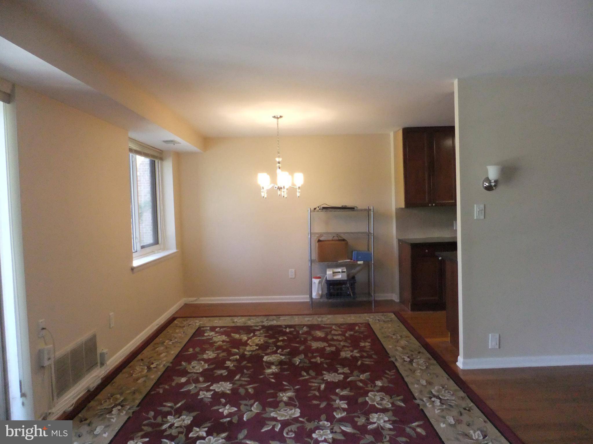 Narberth, PA 19072,1640 OAKWOOD DR #W219