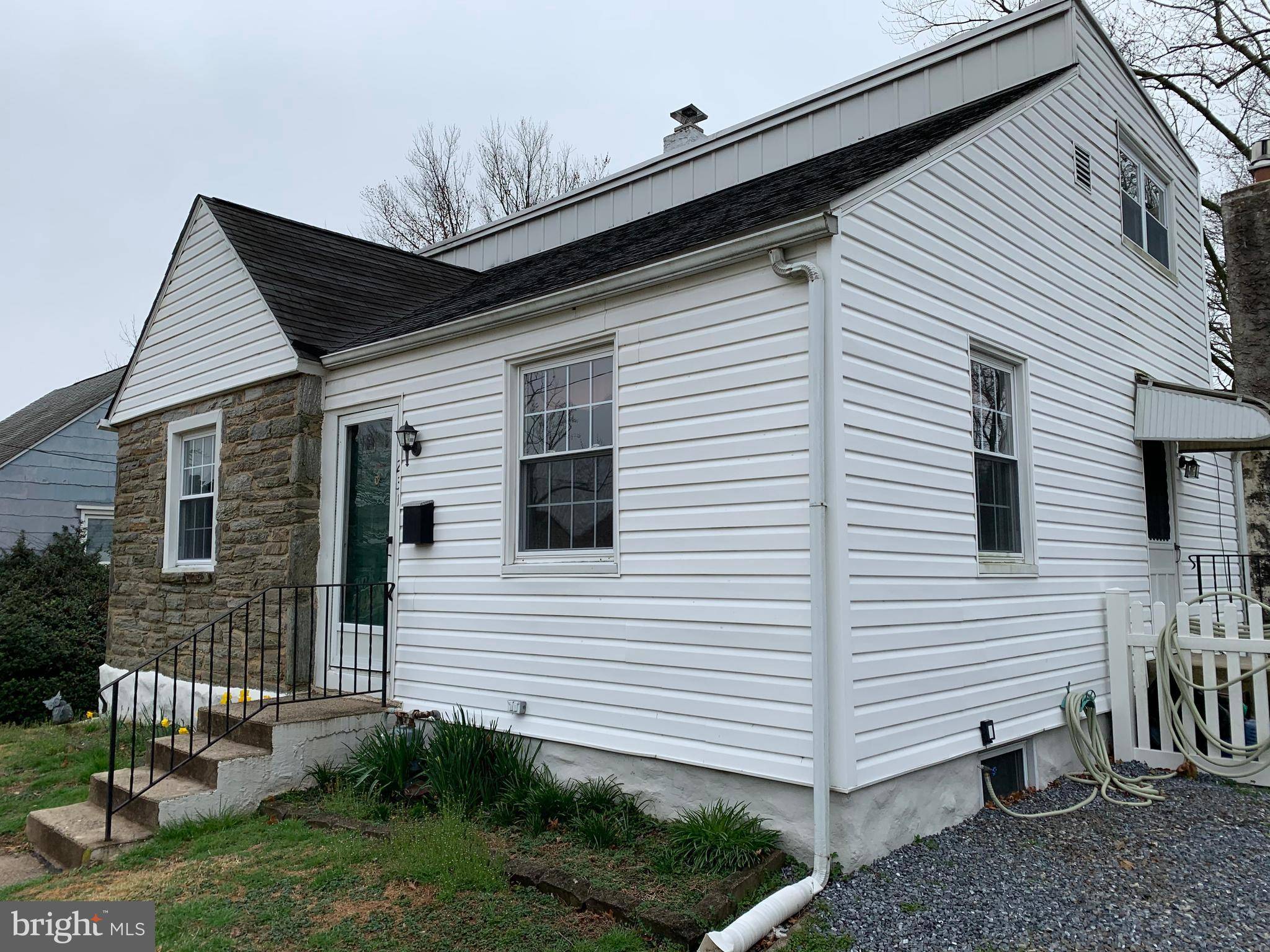 Norwood, PA 19074,231 W MARTIN LN