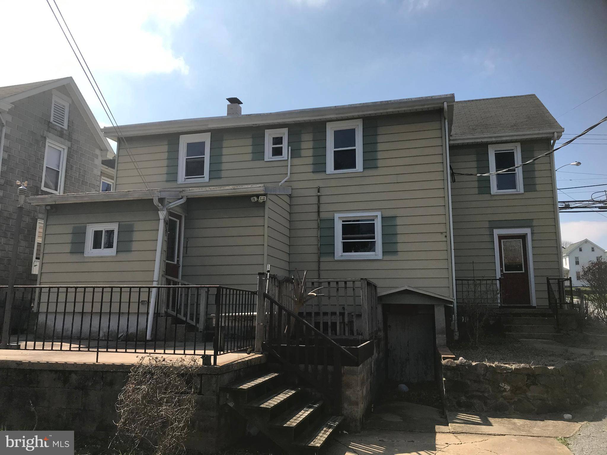 Terre Hill, PA 17581,322 BROAD ST