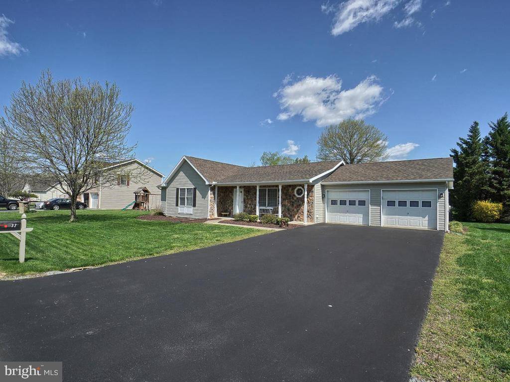 Falling Waters, WV 25419,77 PHOENIX LN