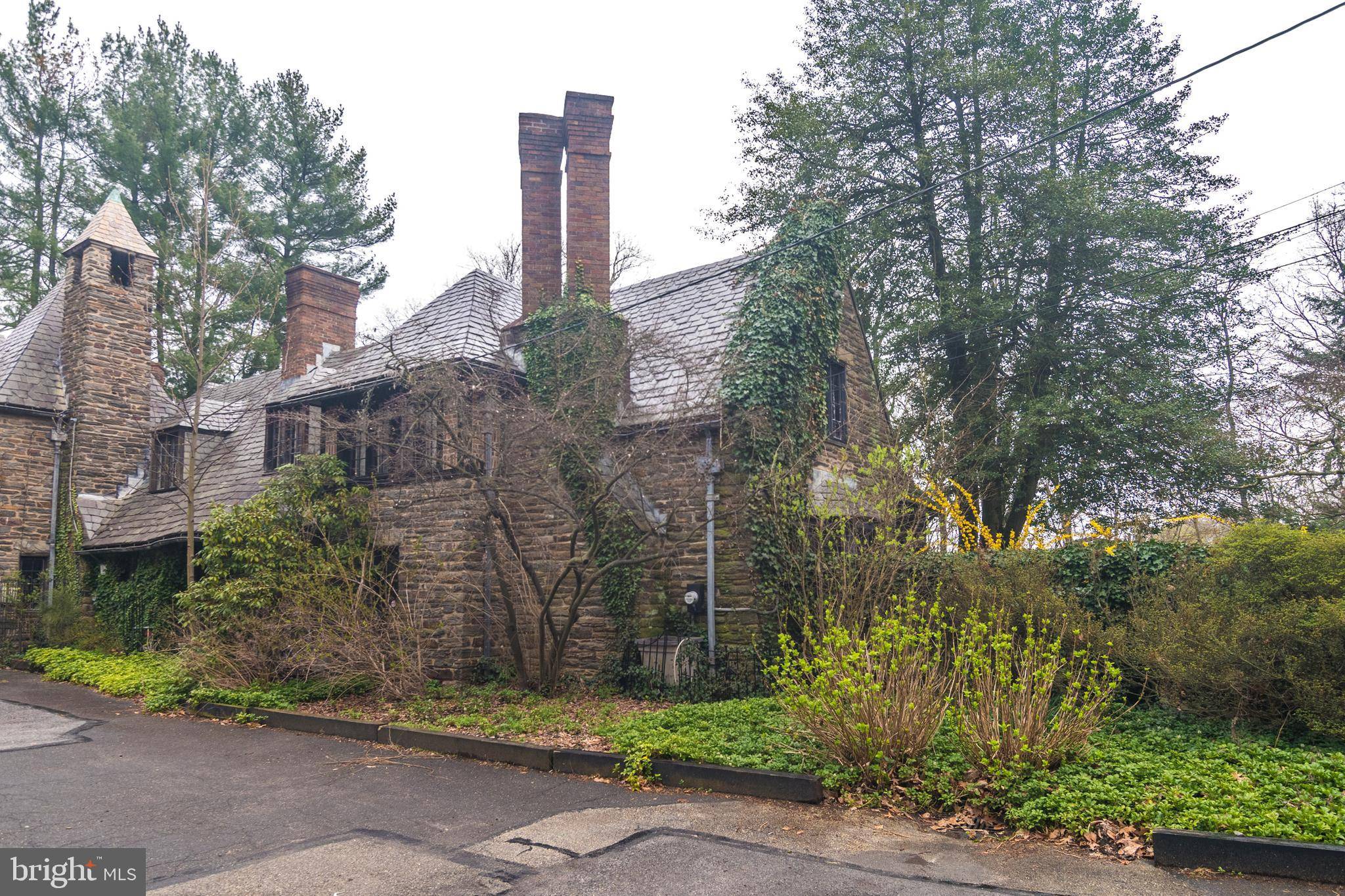 Elkins Park, PA 19027,7924 HIDDEN LN