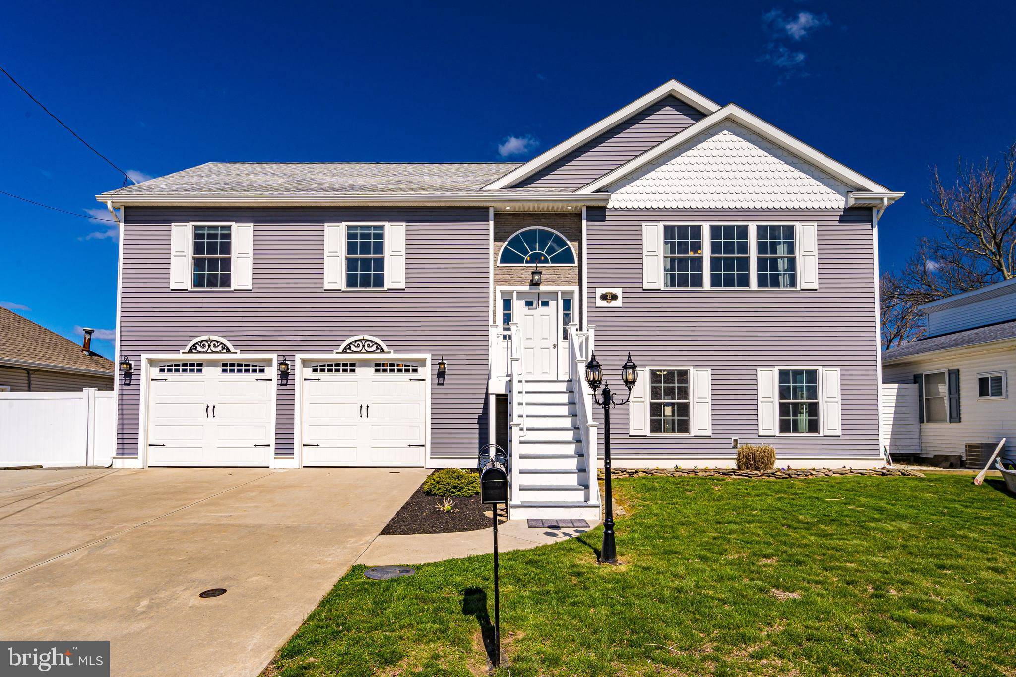 Manahawkin, NJ 08050,42 JONATHAN DR