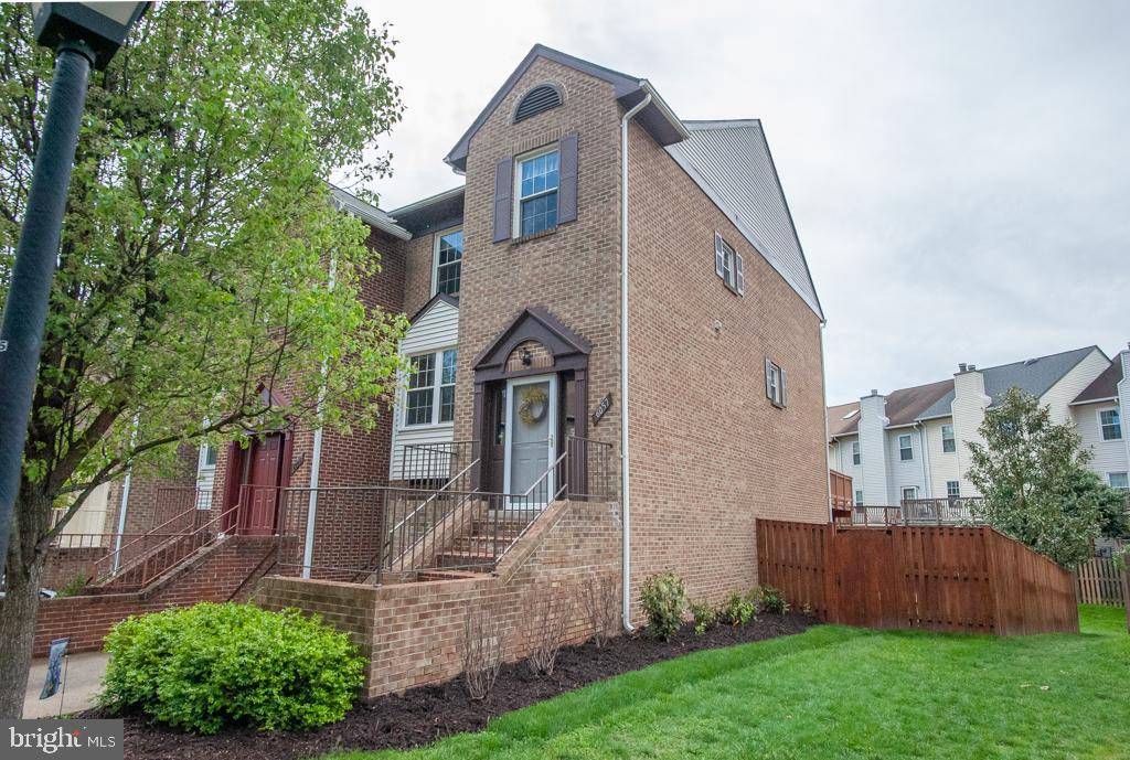 Alexandria, VA 22310,6057 KNIGHTS RIDGE WAY