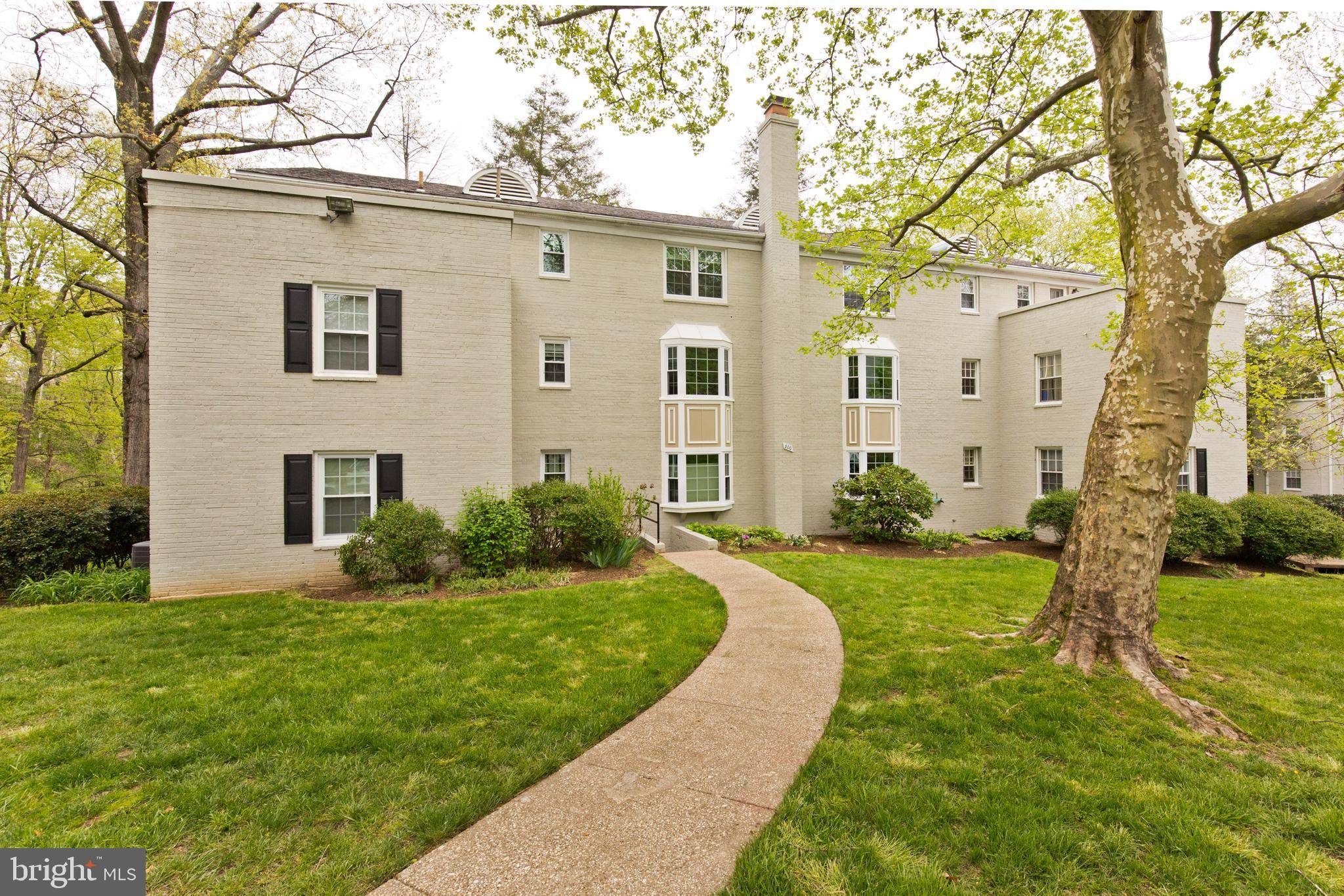 Arlington, VA 22204,800 S ARLINGTON MILL DR #13104