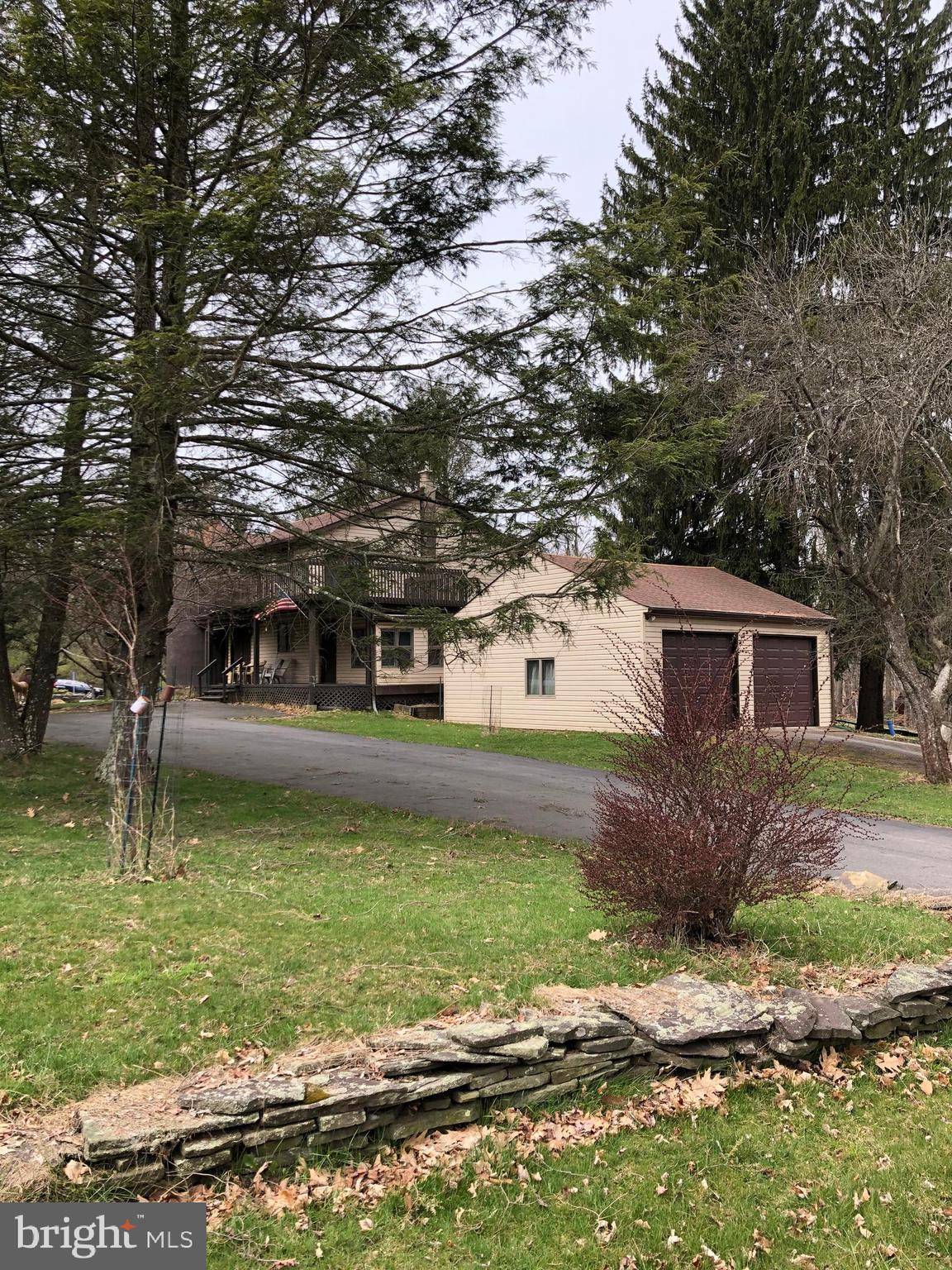 Lake Ariel, PA 18436,1005 APACHE CT