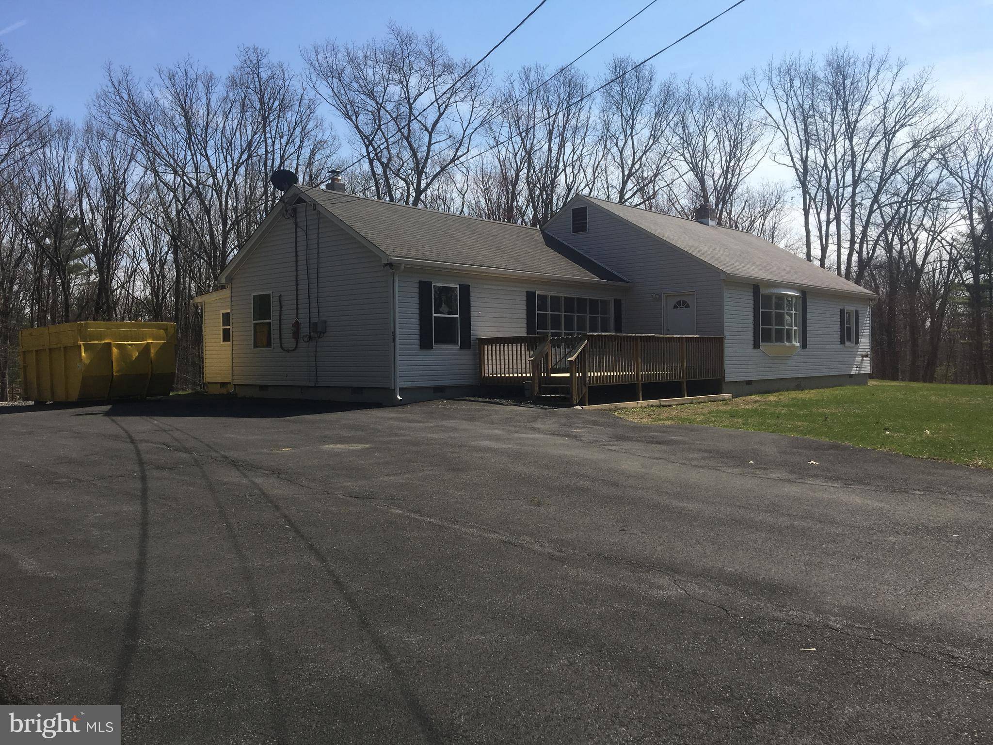 East Stroudsburg, PA 18301,40 CHARITON