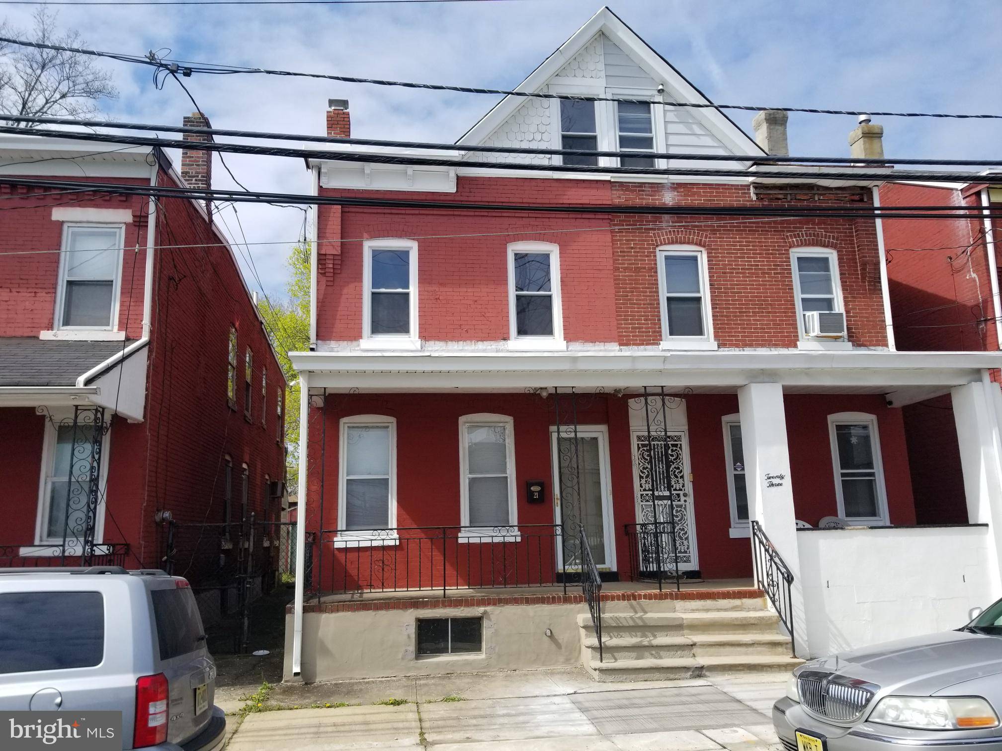 Trenton, NJ 08618,21 SHORT ST