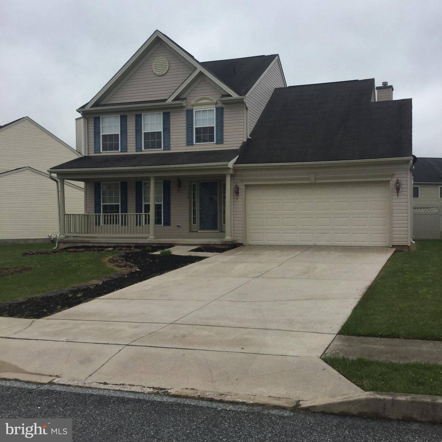 York, PA 17406,135 HUNTER CREEK DR