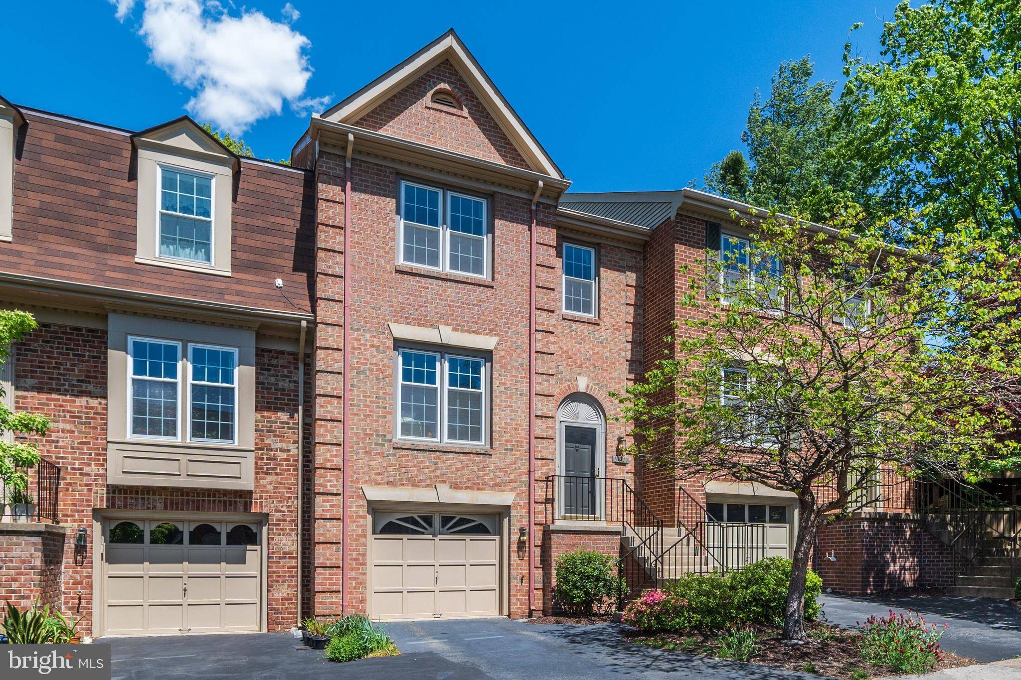 Alexandria, VA 22310,5907 WOODFIELD ESTATES DR