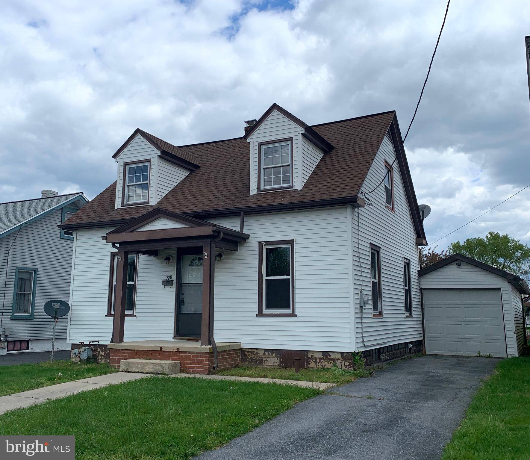 Cleona, PA 17042,228 S MILL ST