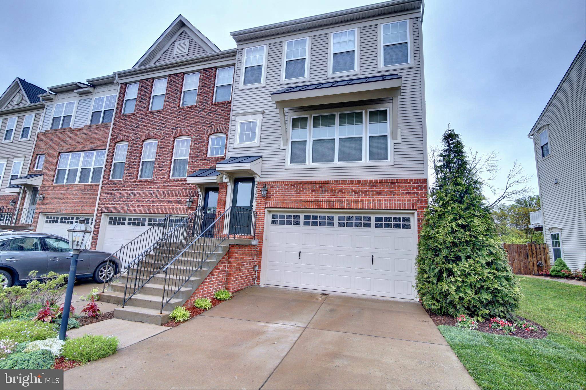 Chantilly, VA 20152,43446 HOPESTONE TER