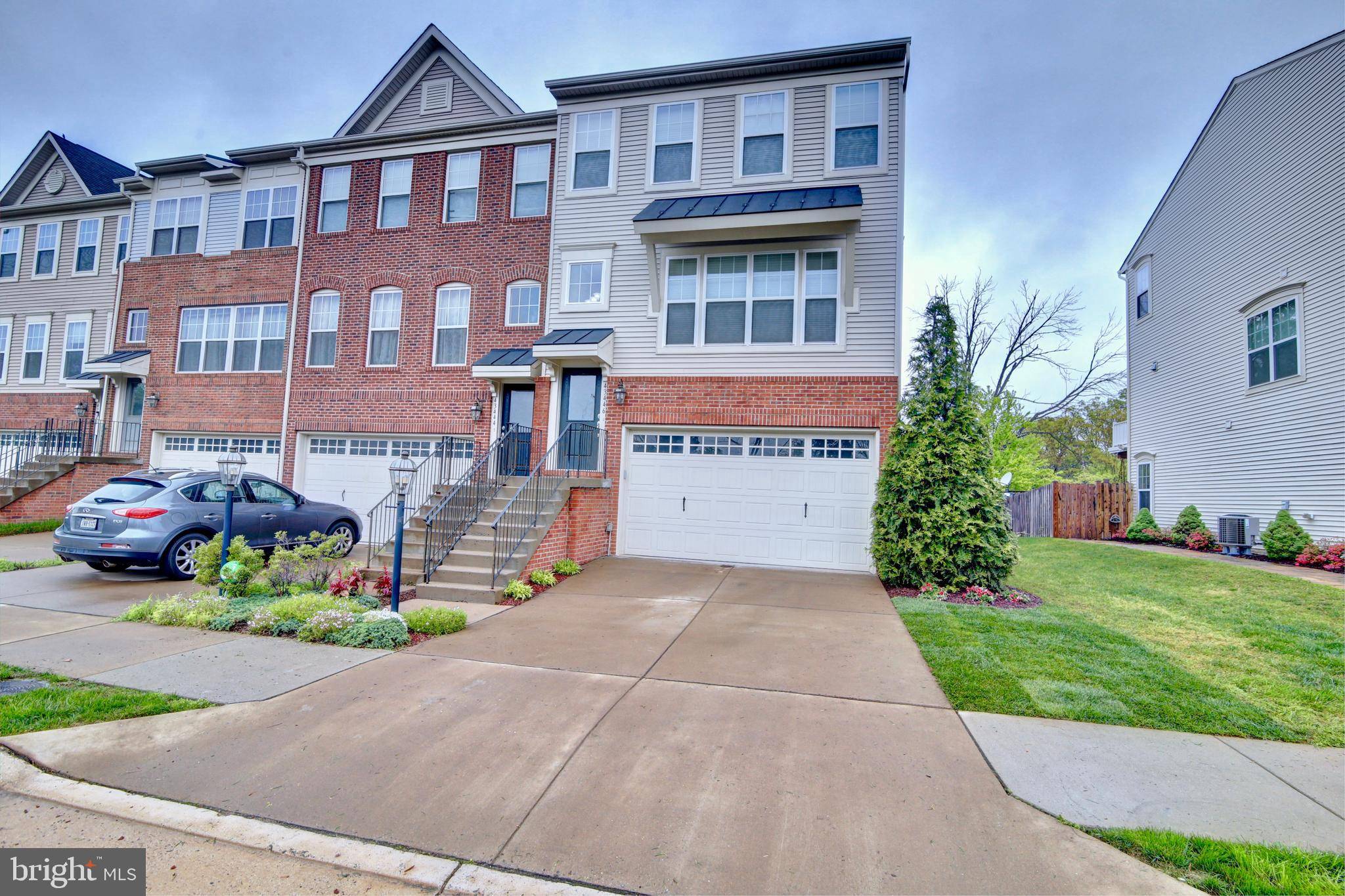 Chantilly, VA 20152,43446 HOPESTONE TER