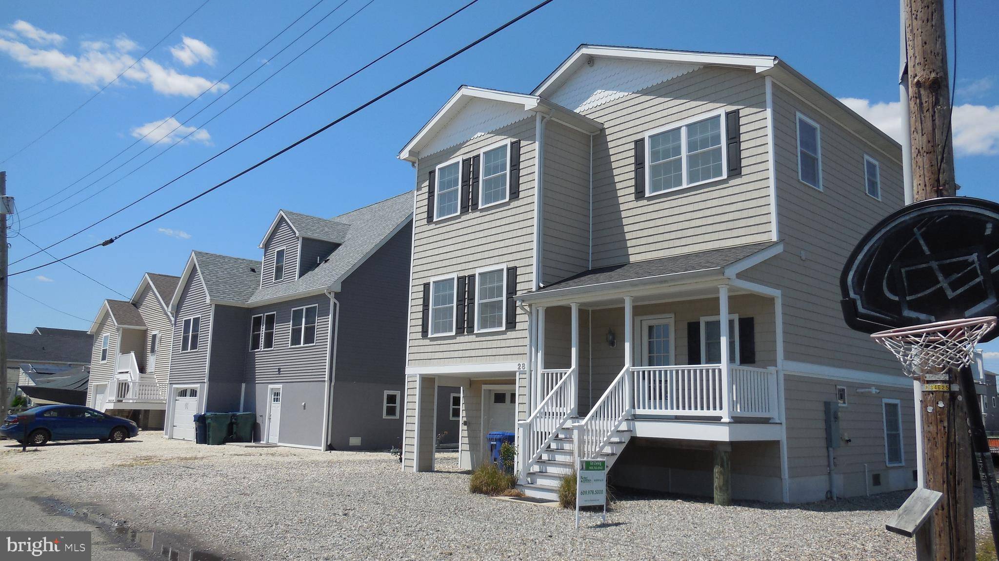 Tuckerton, NJ 08087,28 W BOAT DR