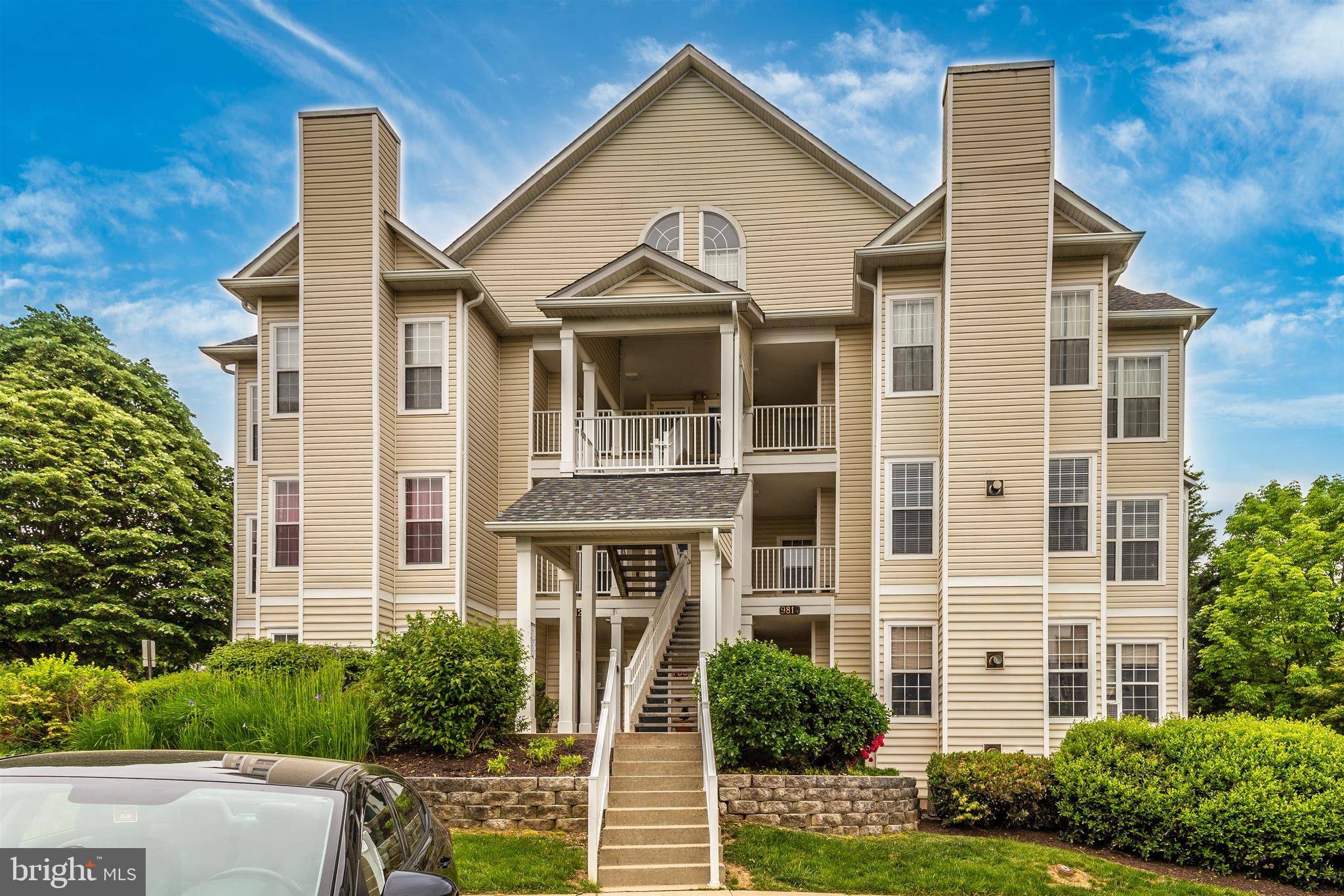 Gaithersburg, MD 20879,9814 FEATHERTREE TER #25