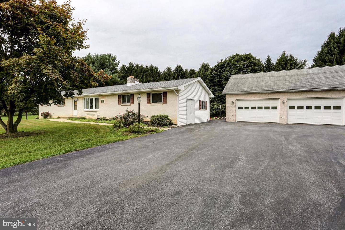 Annville, PA 17003,10416 JONESTOWN RD