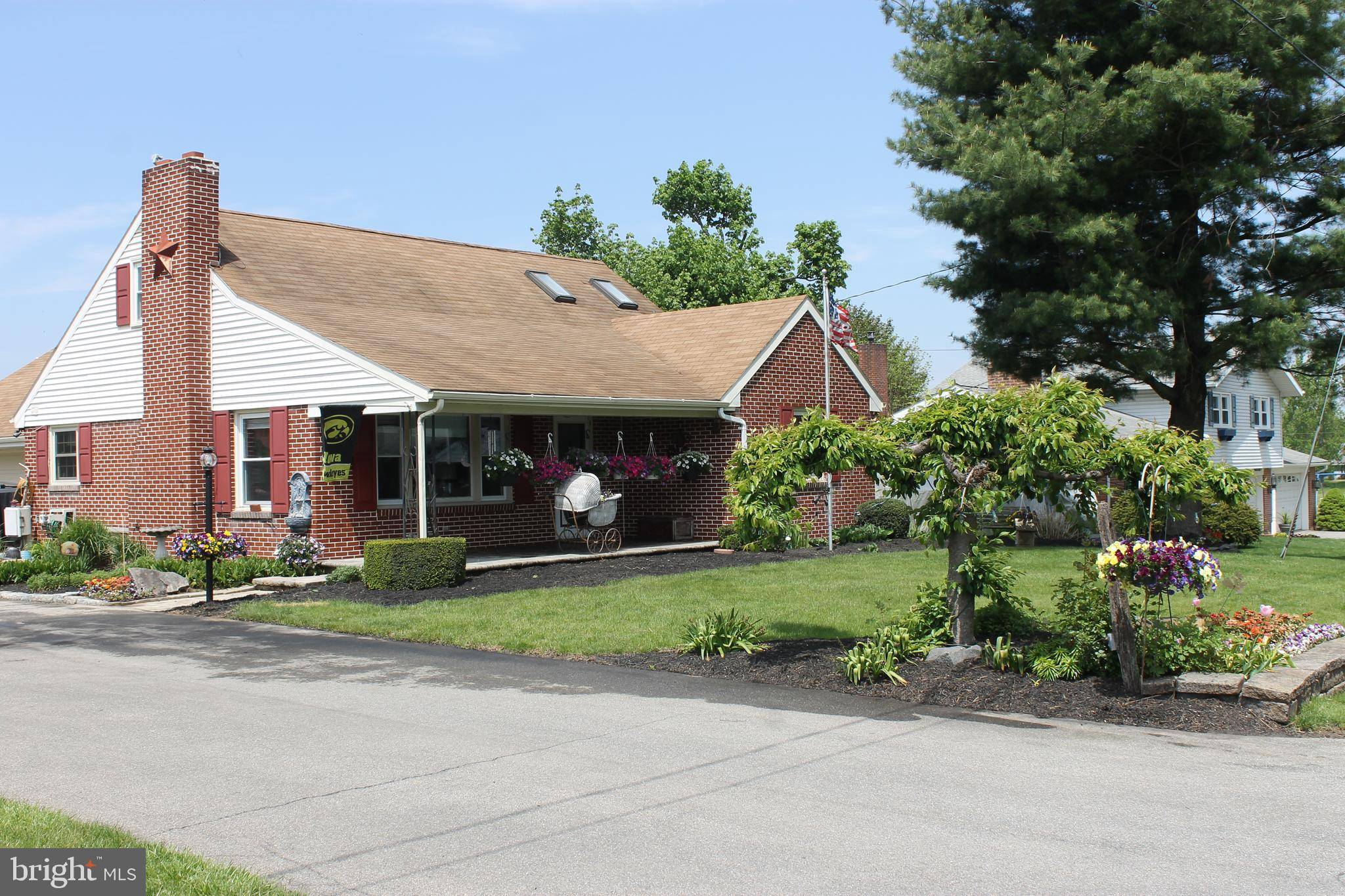 Leola, PA 17540,14 SUNSET AVE