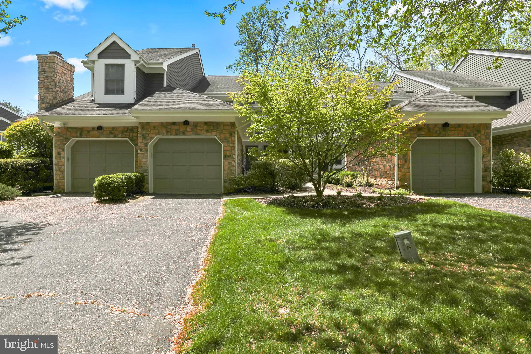 Princeton, NJ 08540,33 CORIANDER DR