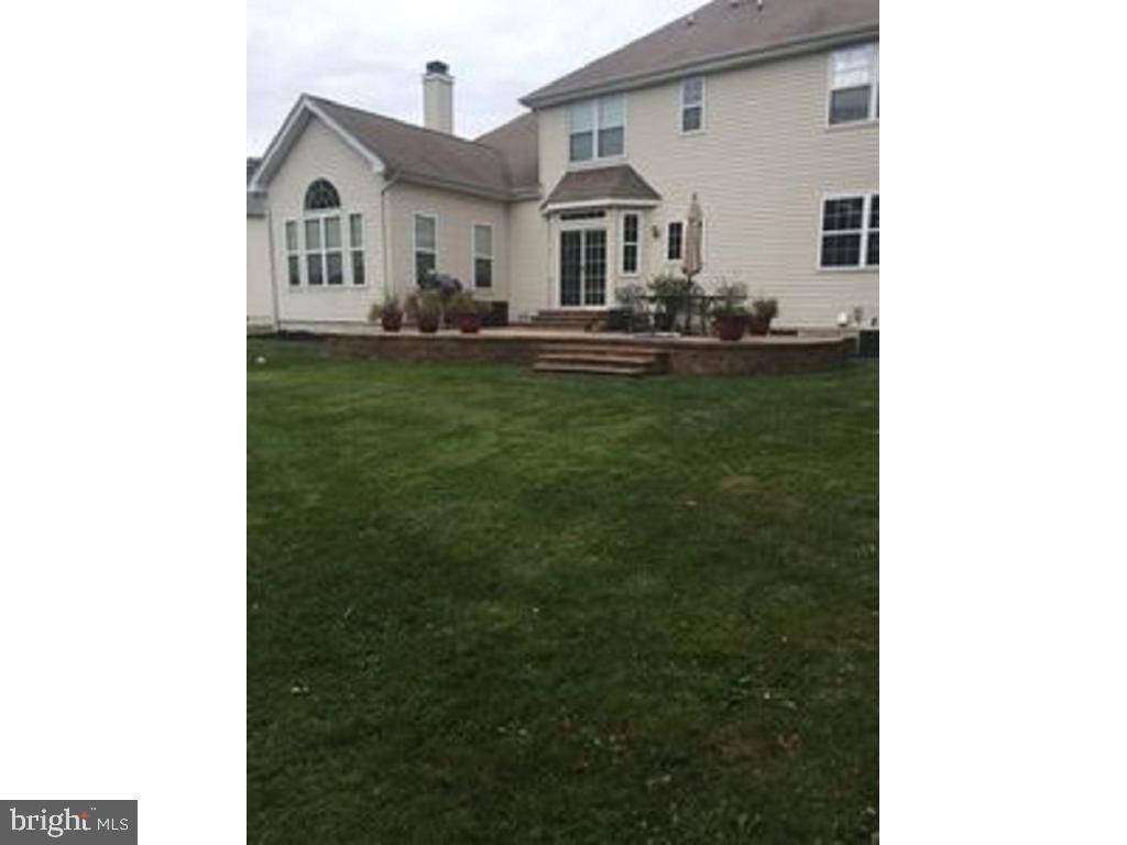 East Windsor, NJ 08520,2 SOUSA CT