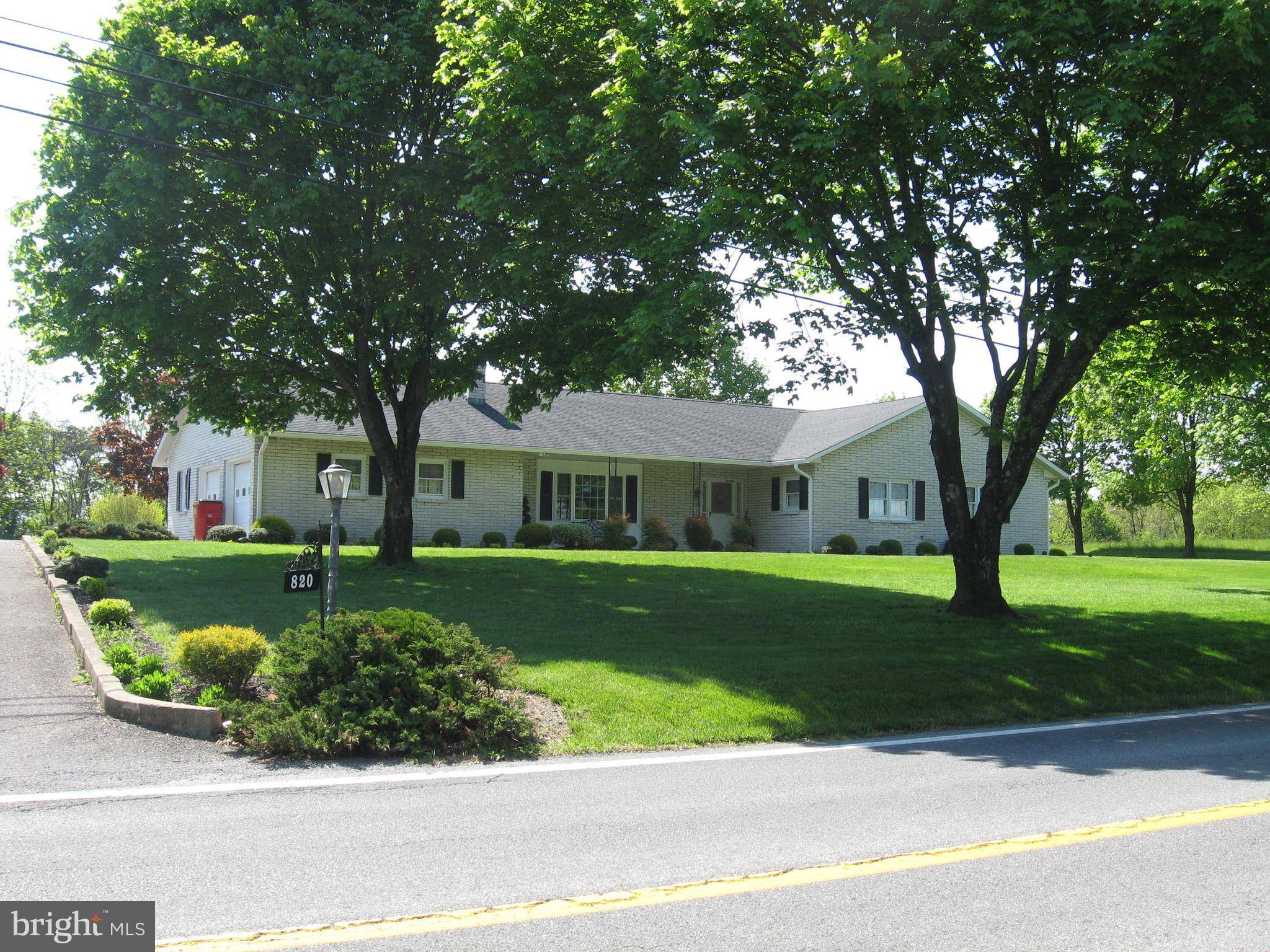 Berkeley Springs, WV 25411,820 FAIRVIEW DR