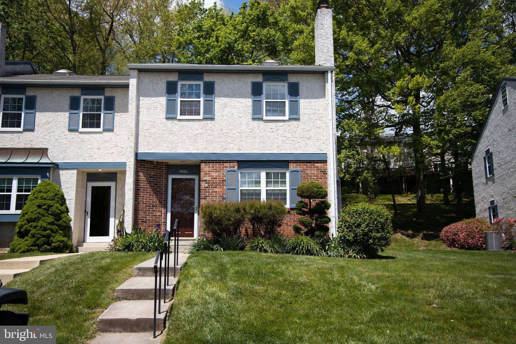 Phoenixville, PA 19460,906 DEBBIE LN